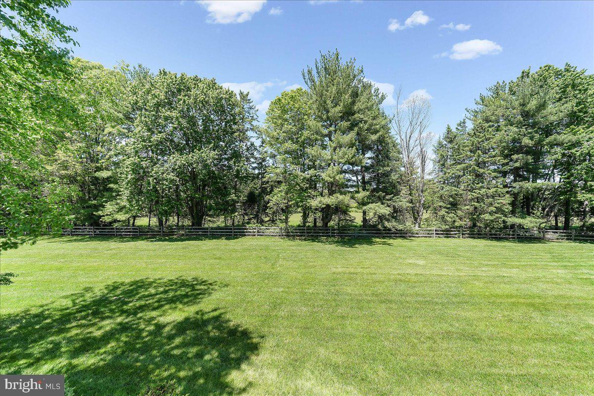 CENTER POINT FARM - Residential