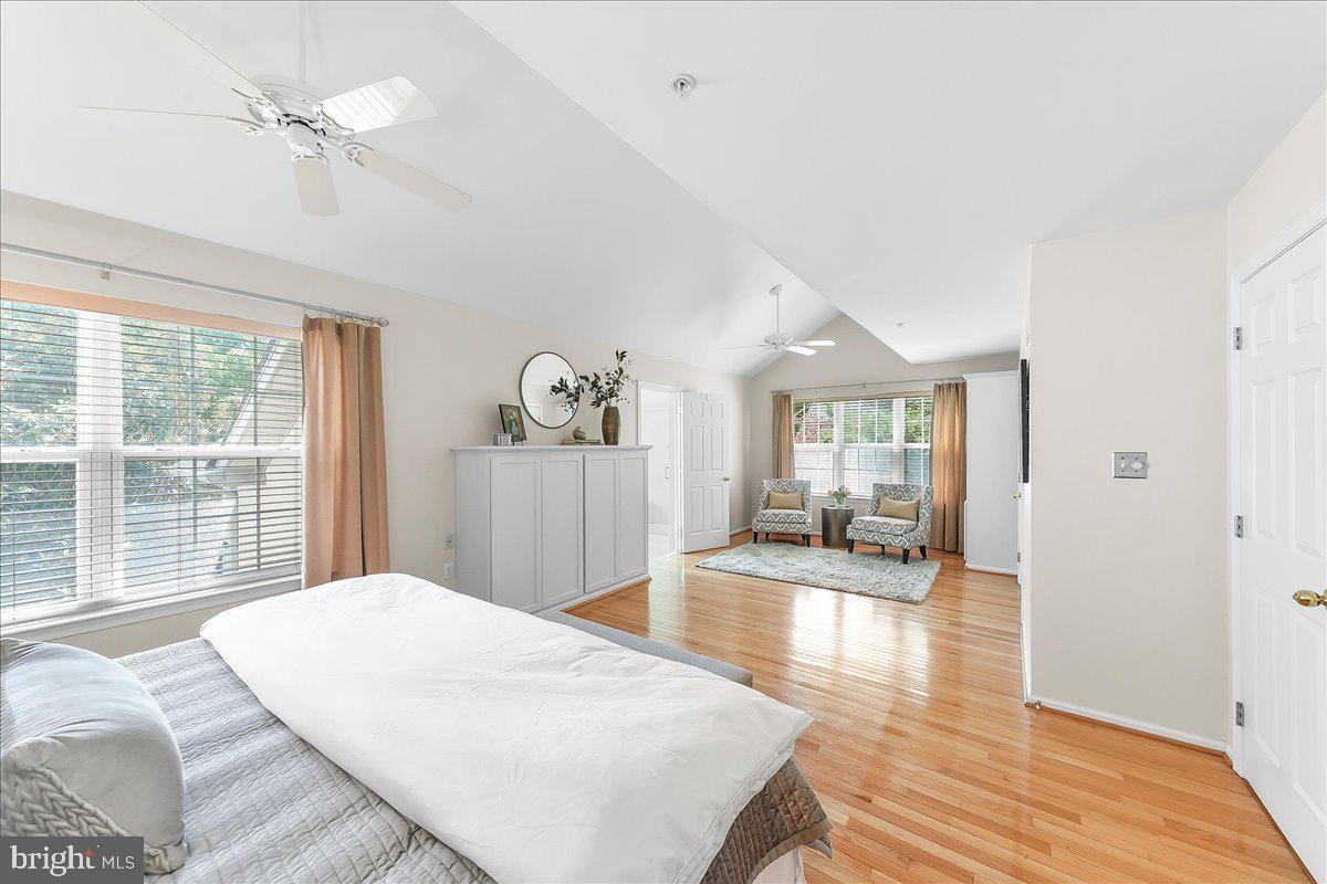 CENTER POINT FARM - Residential