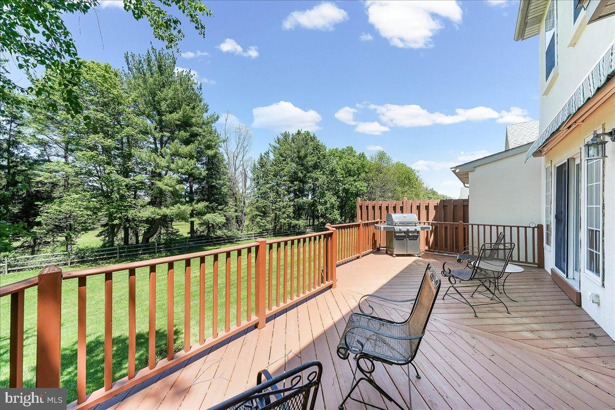 CENTER POINT FARM - Residential