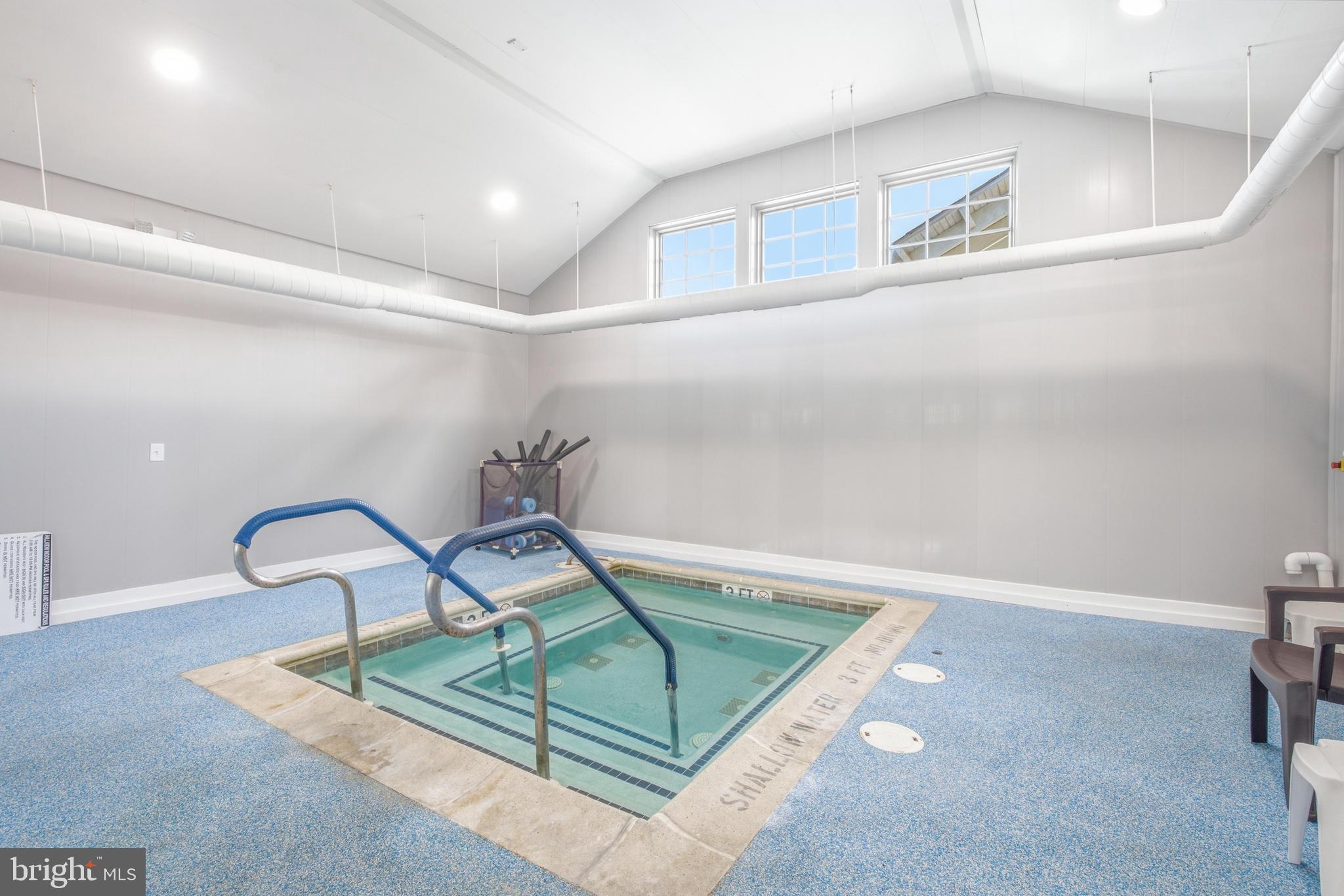 VILLAGES AT HILLVIEW - Residential