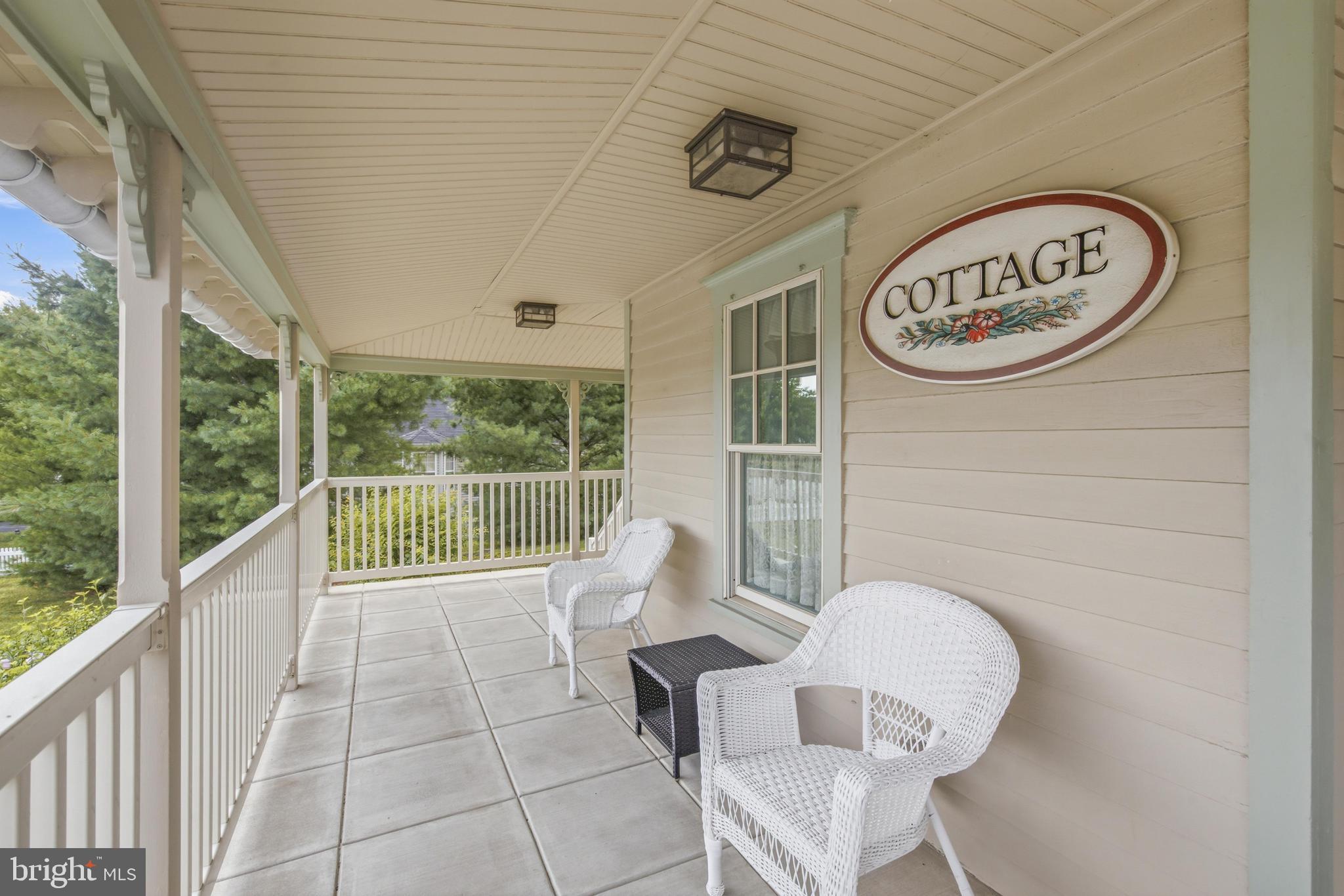 VILLAGES AT HILLVIEW - Residential