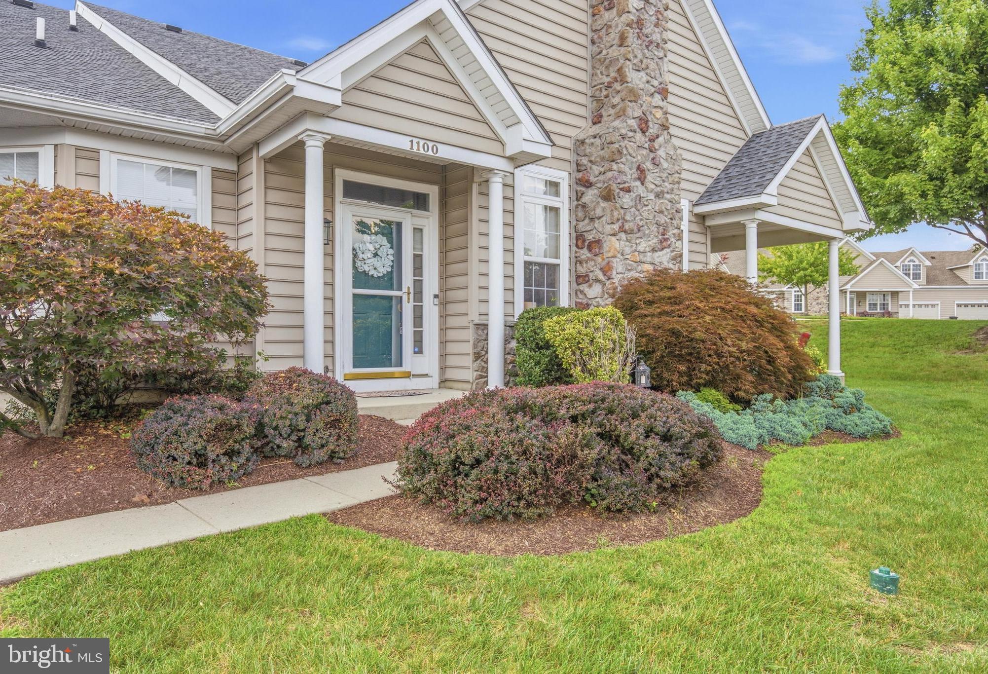 VILLAGES AT HILLVIEW - Residential