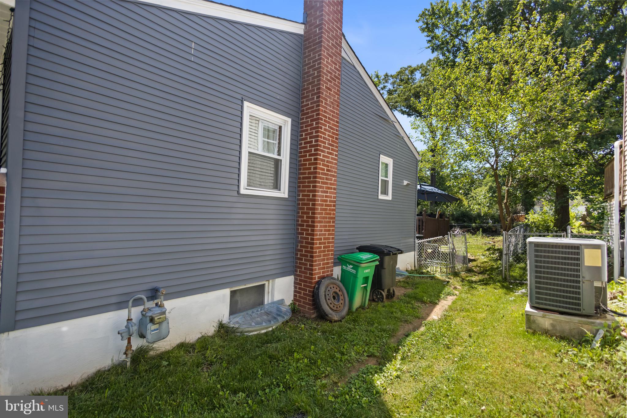 HYNESBORO PARK - Residential
