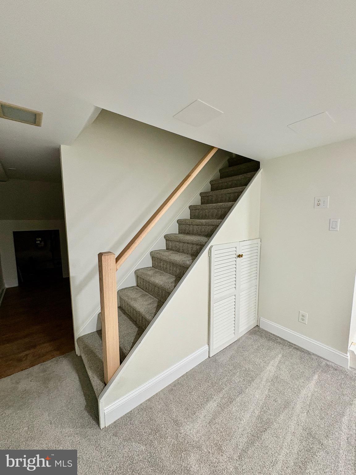 2400 SOUTH - Residential