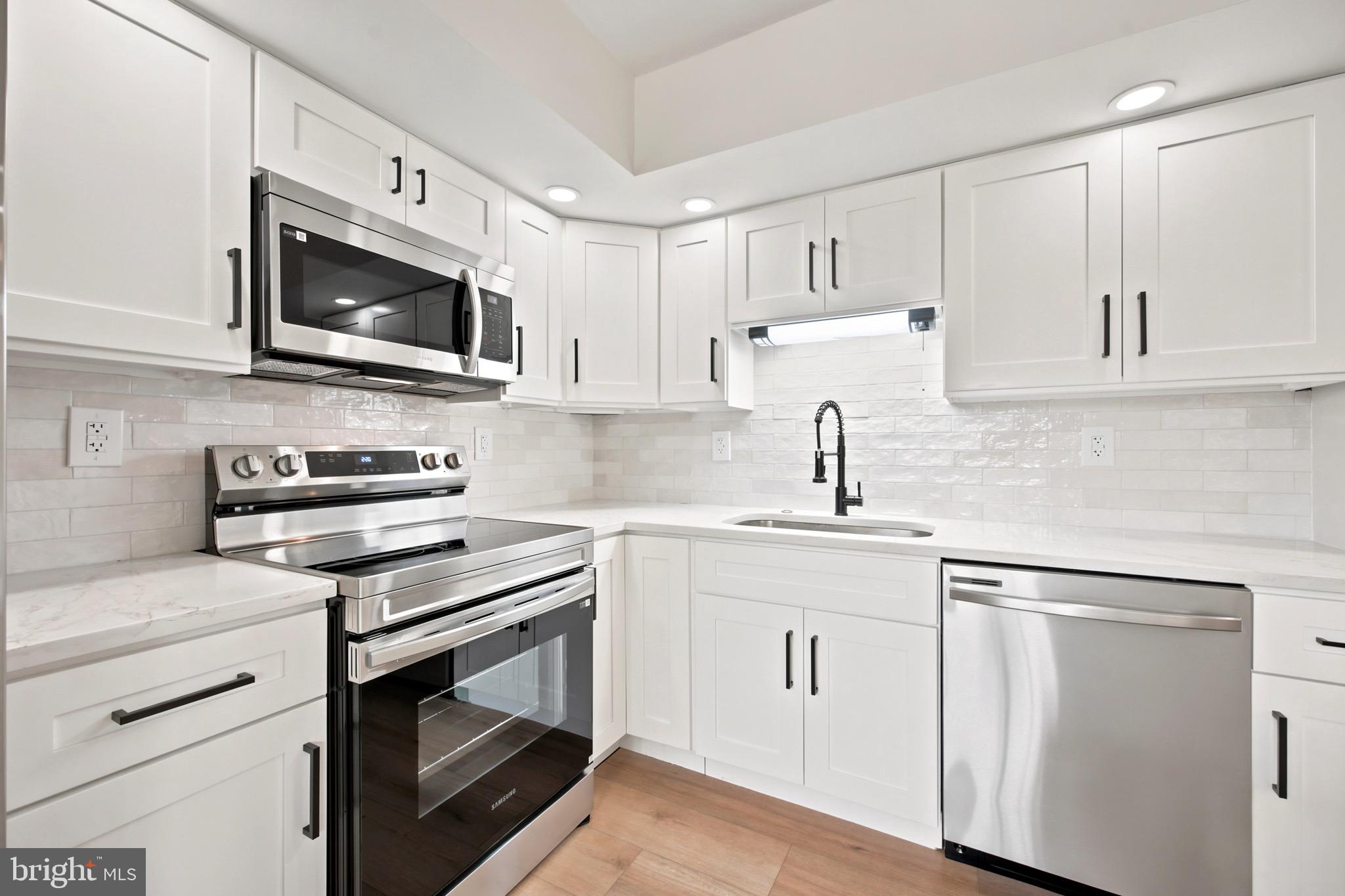 2400 SOUTH - Residential