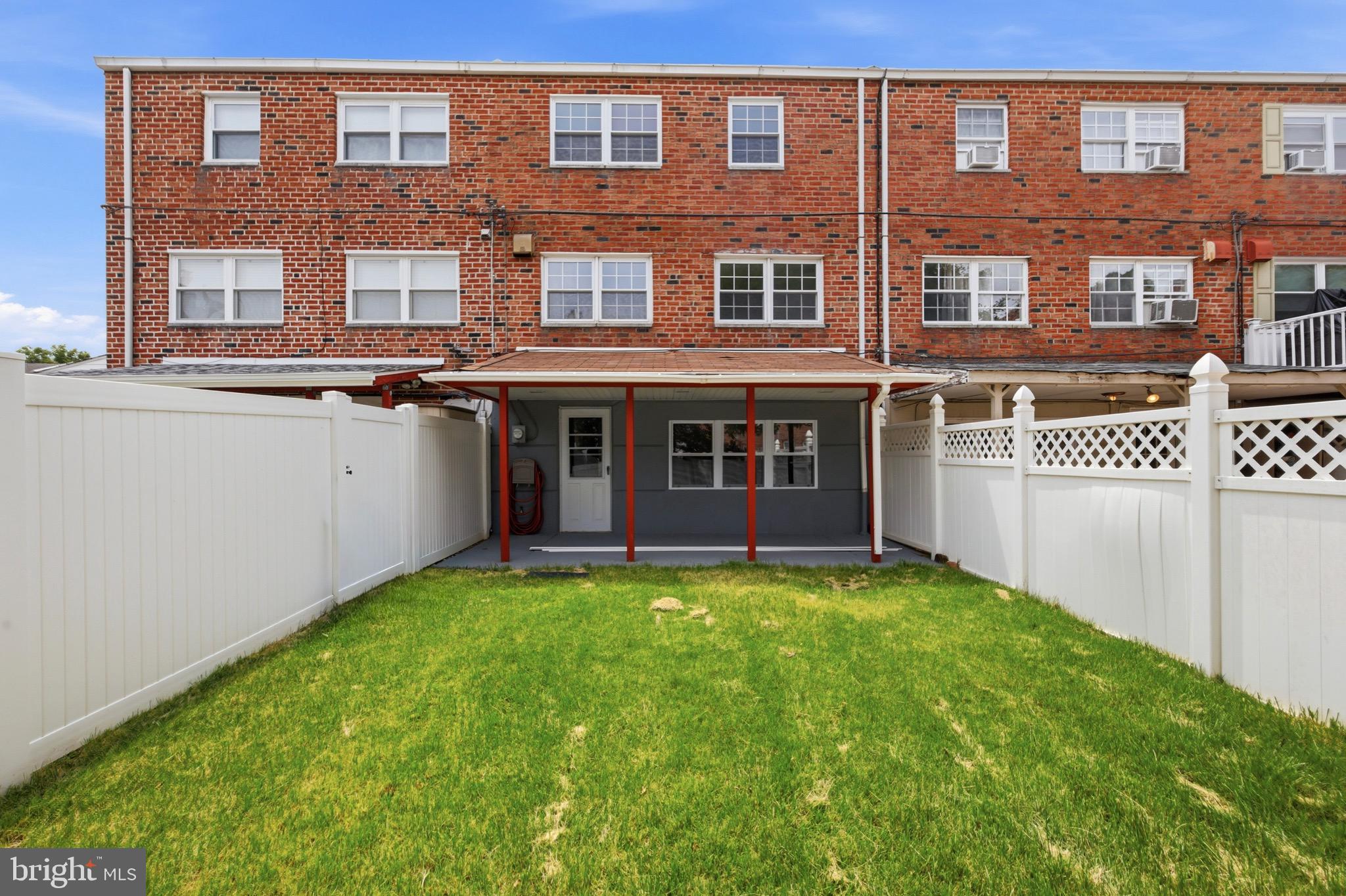 2400 SOUTH - Residential