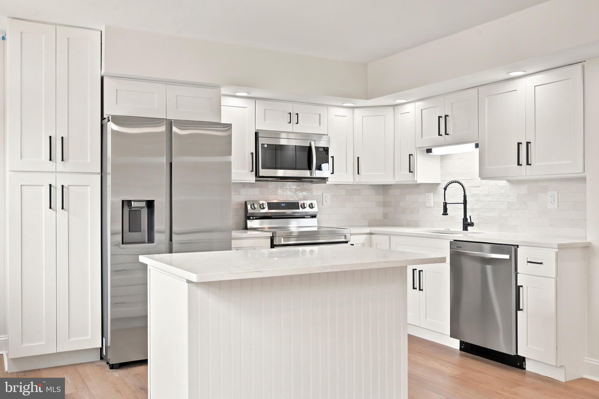2400 SOUTH - Residential