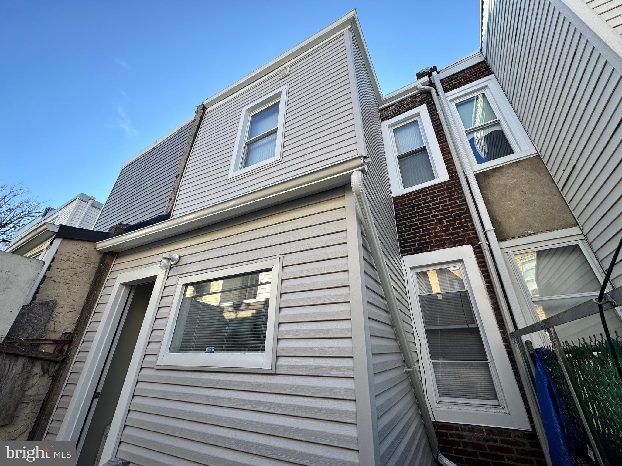 PORT RICHMOND - Residential