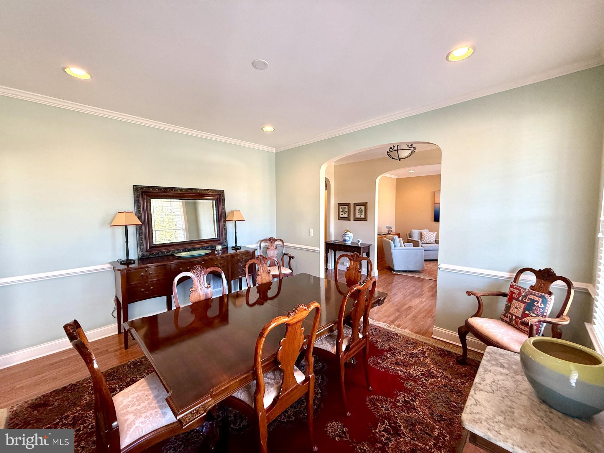 COUNTRY CLUB SOUTH - Residential