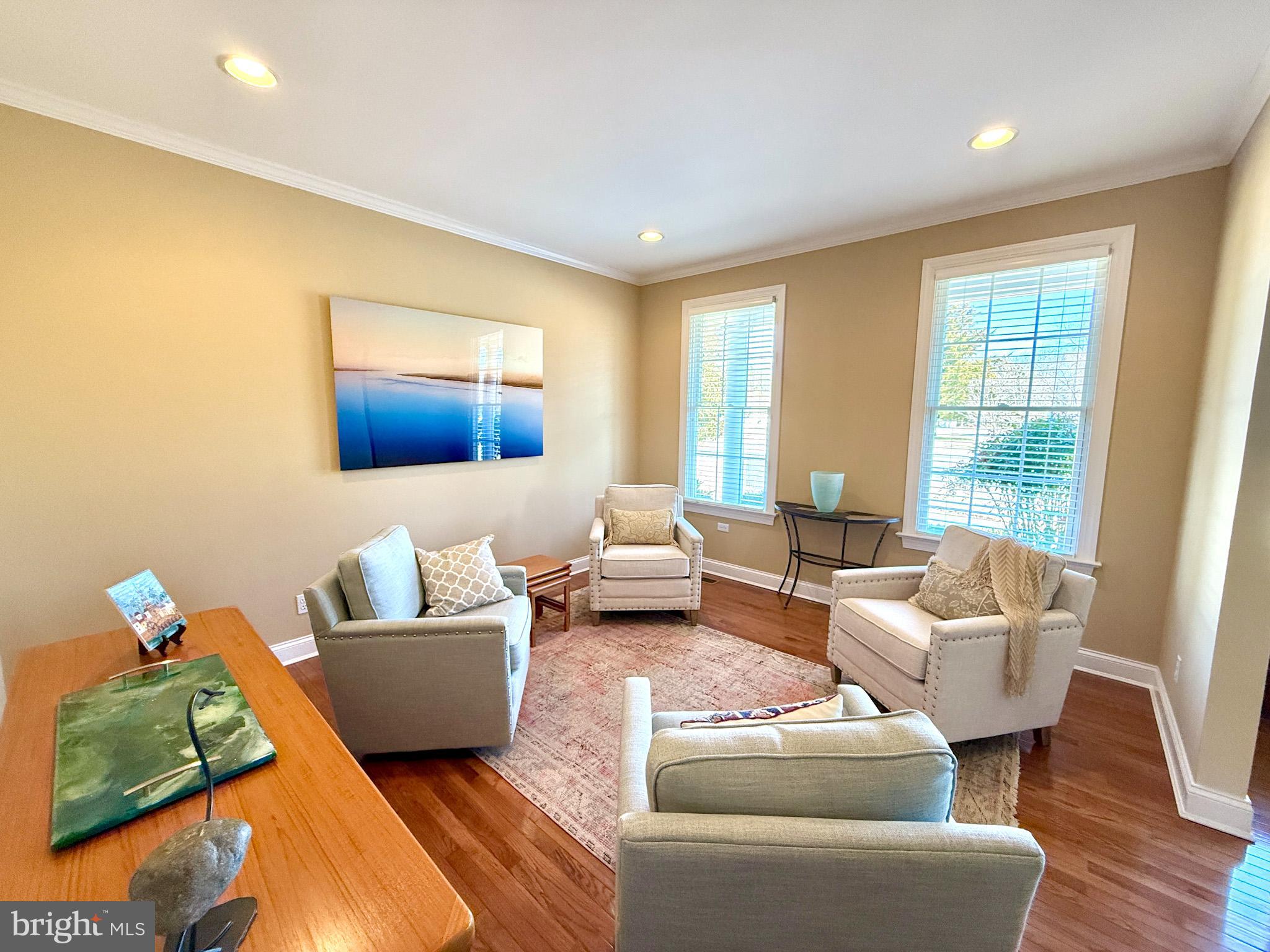 COUNTRY CLUB SOUTH - Residential