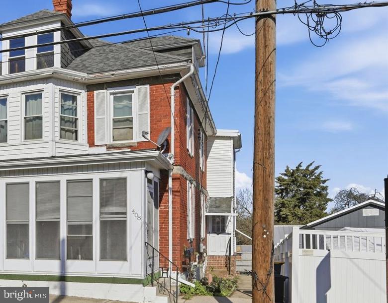 WAYNESBORO - Residential