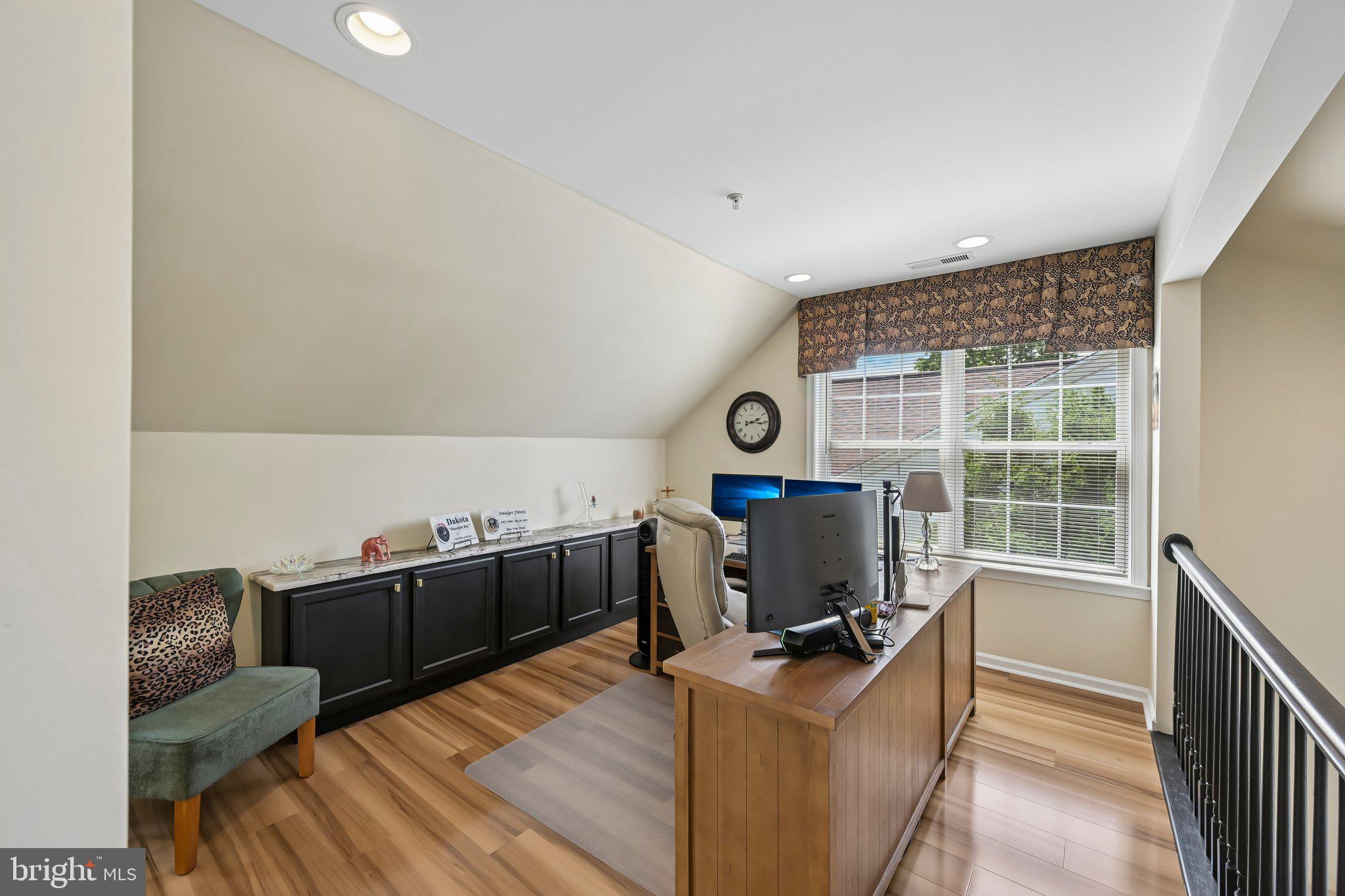 LEGACY OAKS - Residential