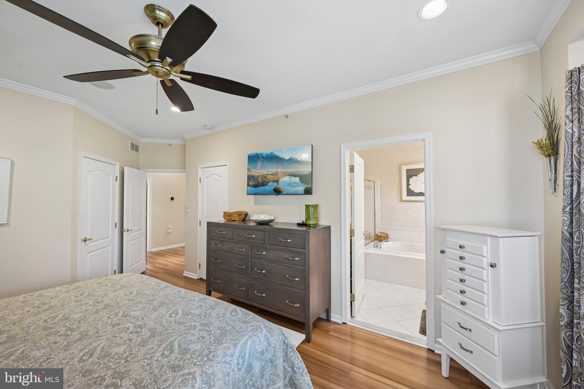 LEGACY OAKS - Residential