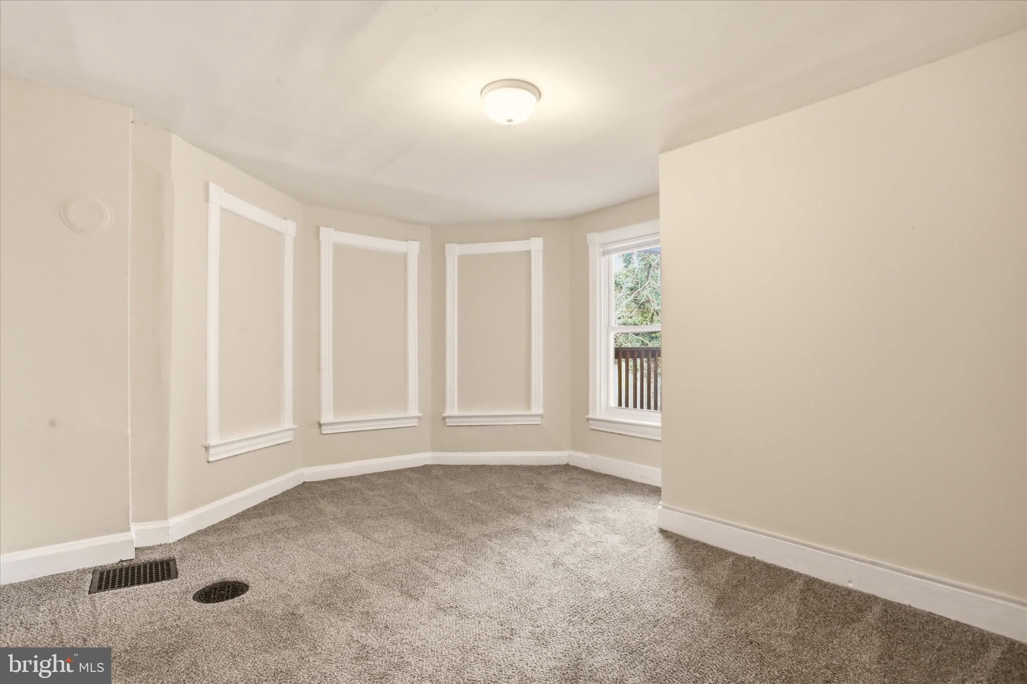 HAGERSTOWN - Residential