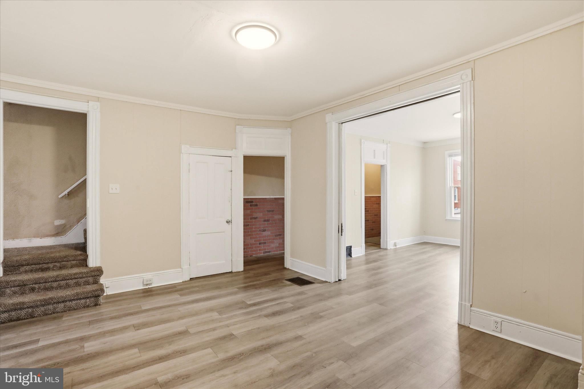 HAGERSTOWN - Residential