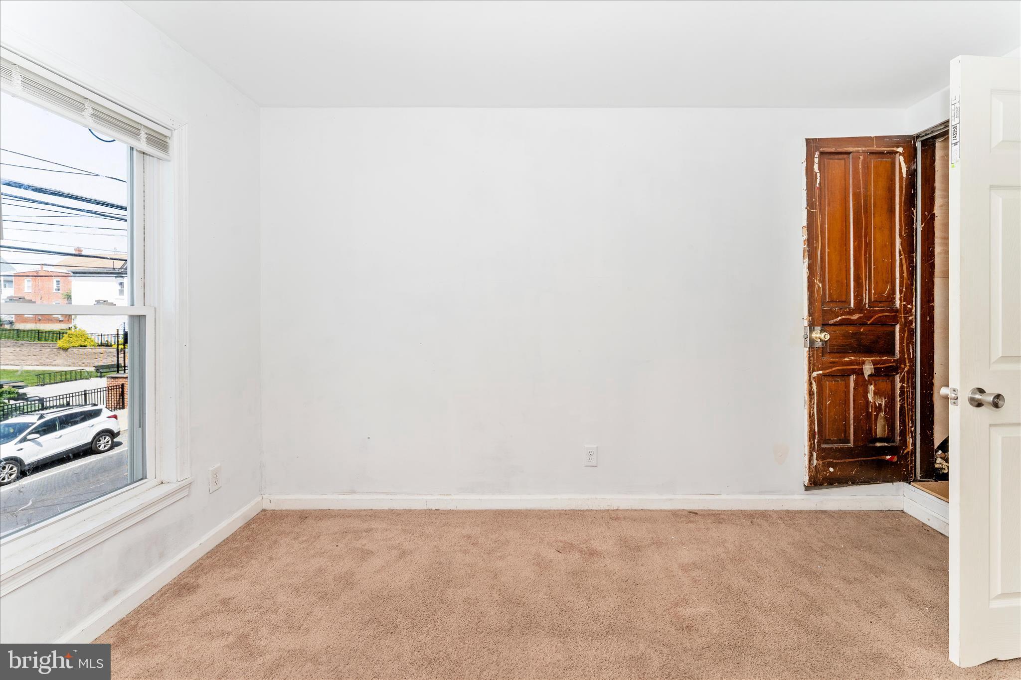 HAGERSTOWN - Residential