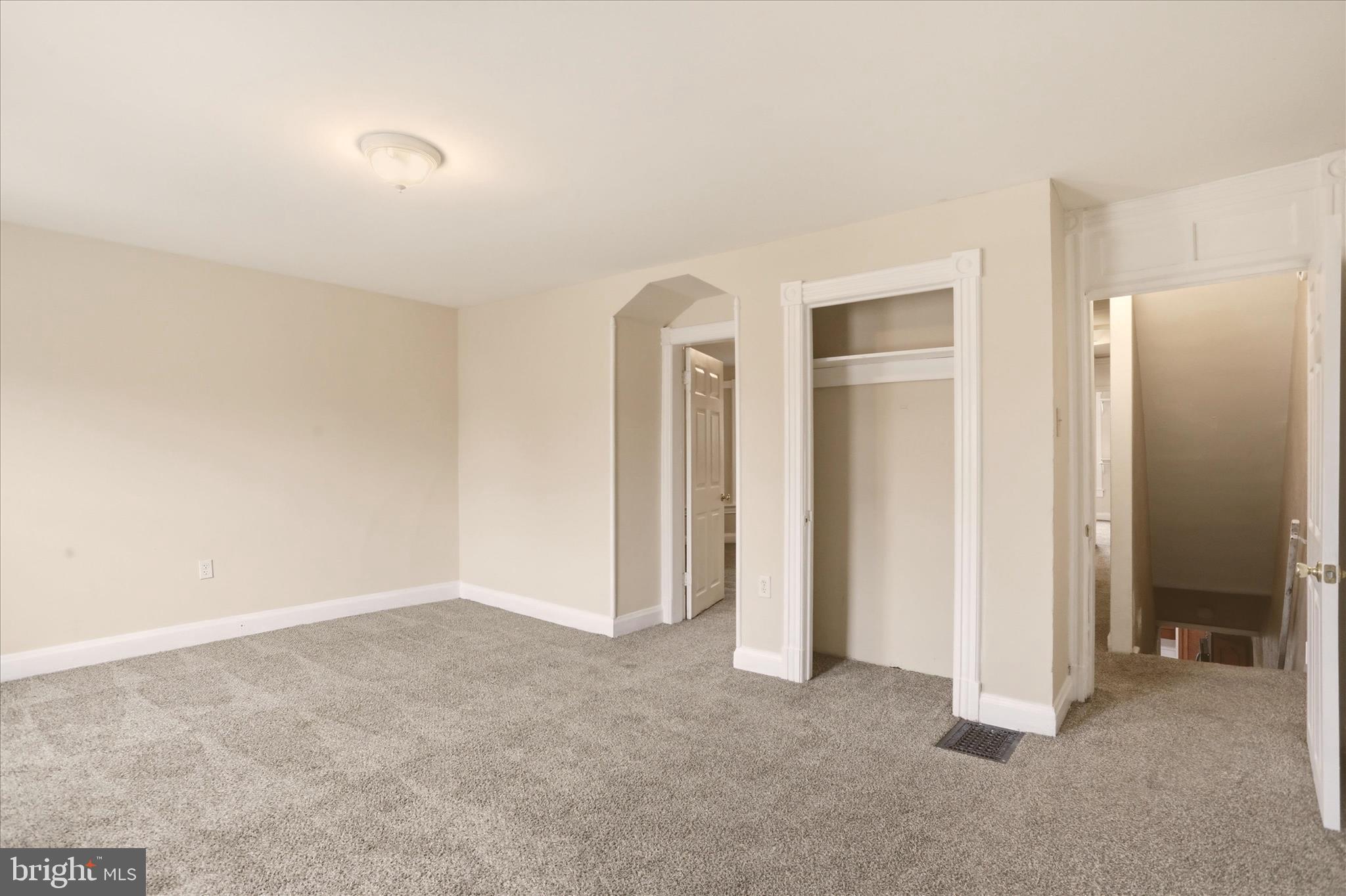 HAGERSTOWN - Residential