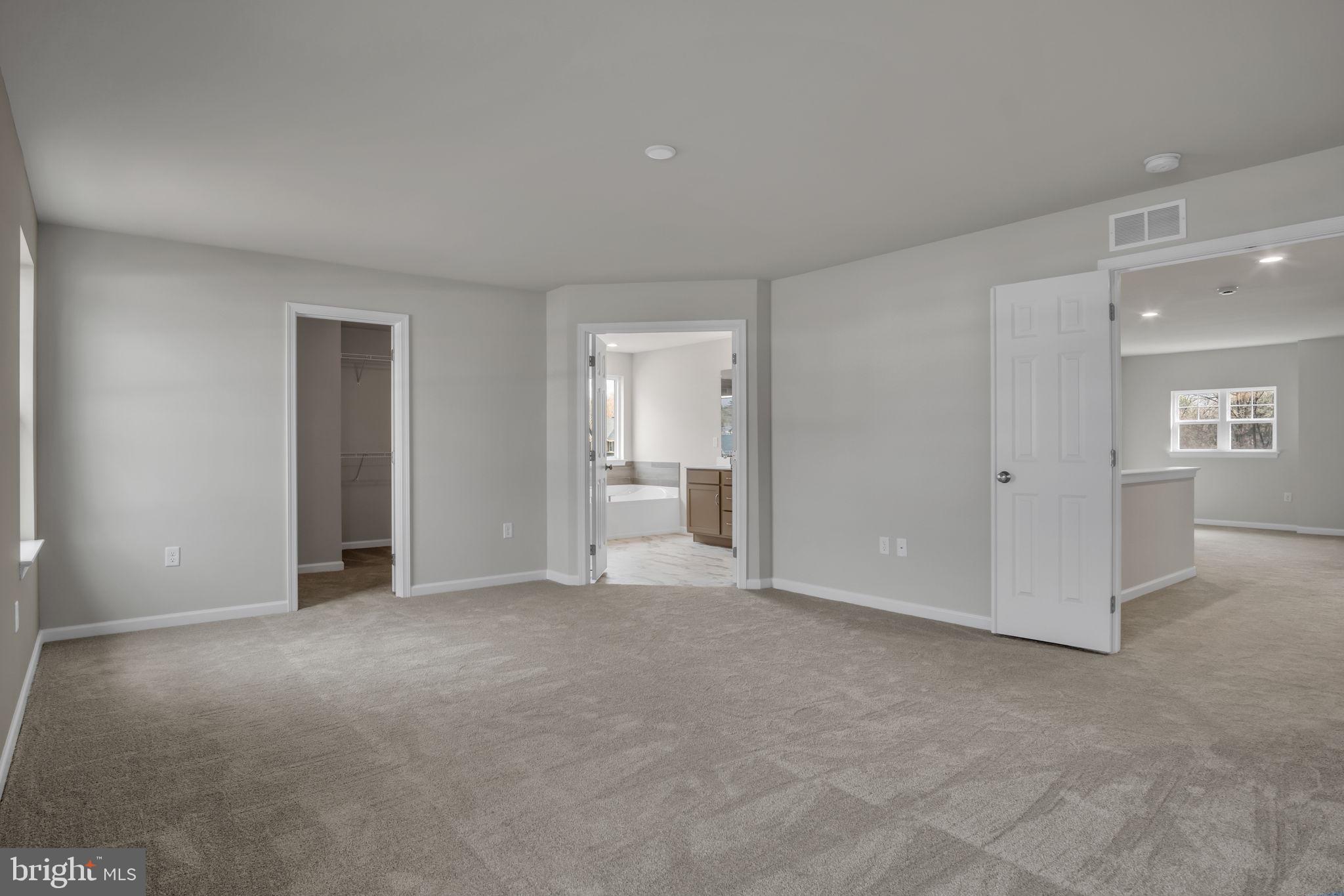 JEFFERSON COURT - Residential