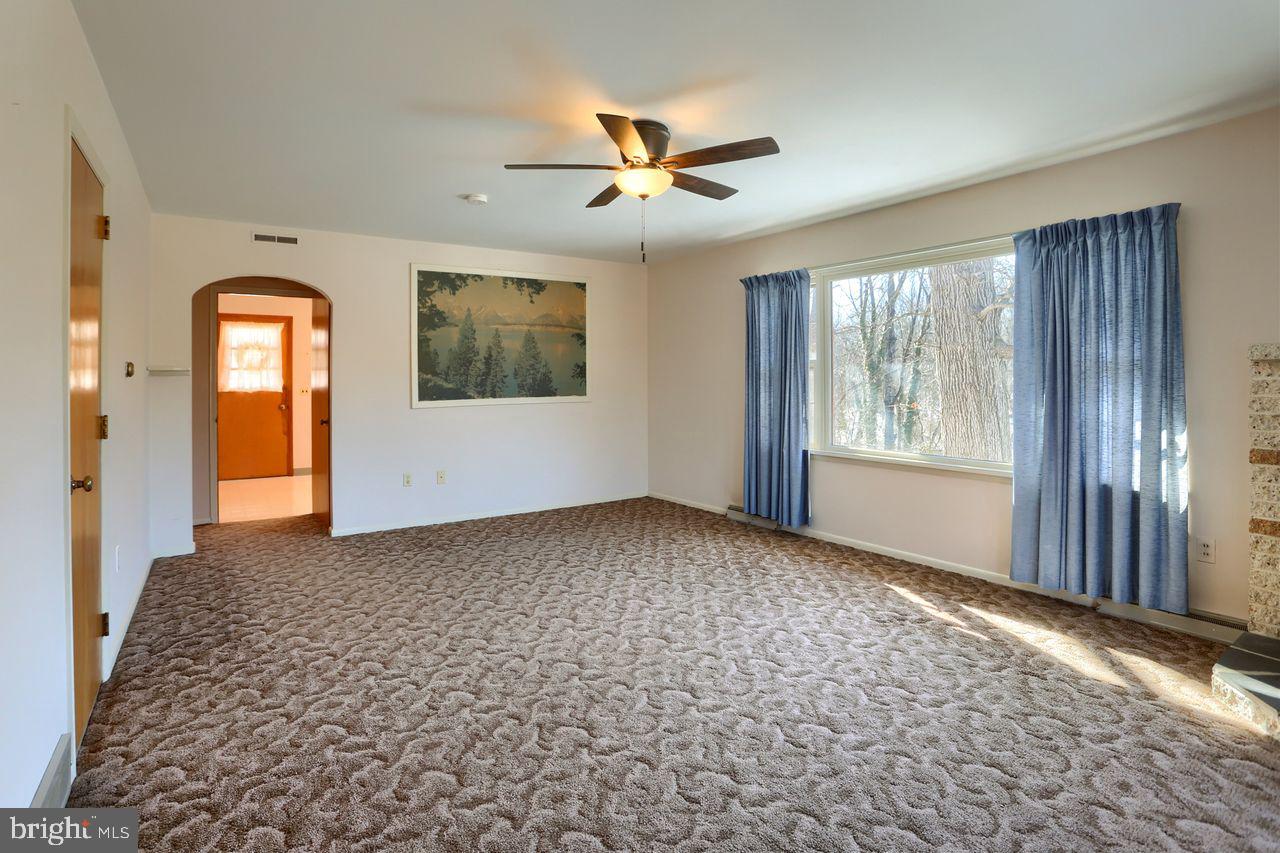 DICKINSON TWP - Residential