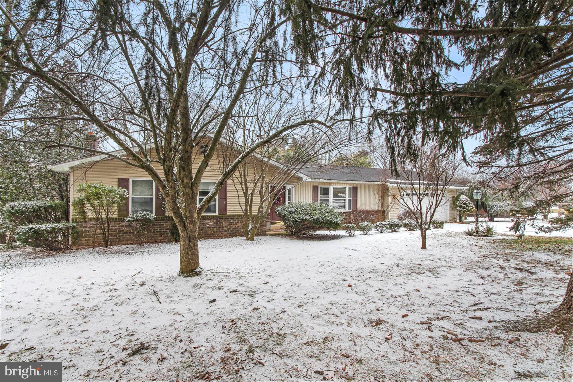 Looking for one floor living,  offering 3 bedrooms 2 full baths, an open floor plan with a sunken family room offering a stone gas fireplace shadowed by custom built-ins, located in York Suburban Schools,  come take a look, convenient location only minutes to I-83 exit 18,  Close to Heritage Hills Golf Course, enjoy golfing, dining, and the indulge your self at the spa,  enjoy ice skating and the snow tubing at the avalanche express, your kitchen offers granite counters, snack bar island, full size pantry, eat in area, separate dining room with bamboo flooring, 2 tiered deck, full walk out basement perfect to add that recreation room or flex area, easy access to the fully fenced back yard, 1st floor laundry, gas range, full compliment of appliances included with the sale.
