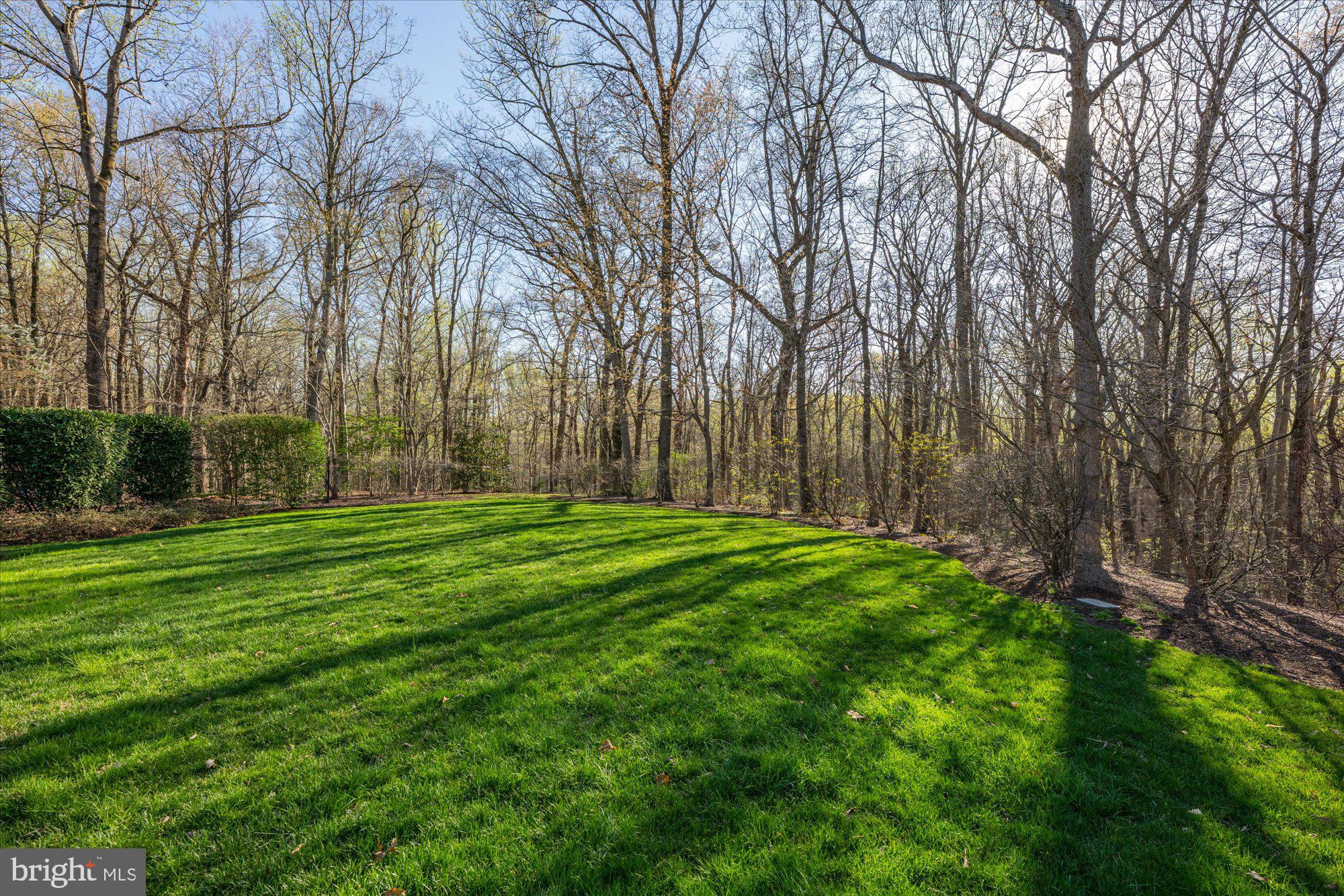 POTOMAC MANOR - Residential