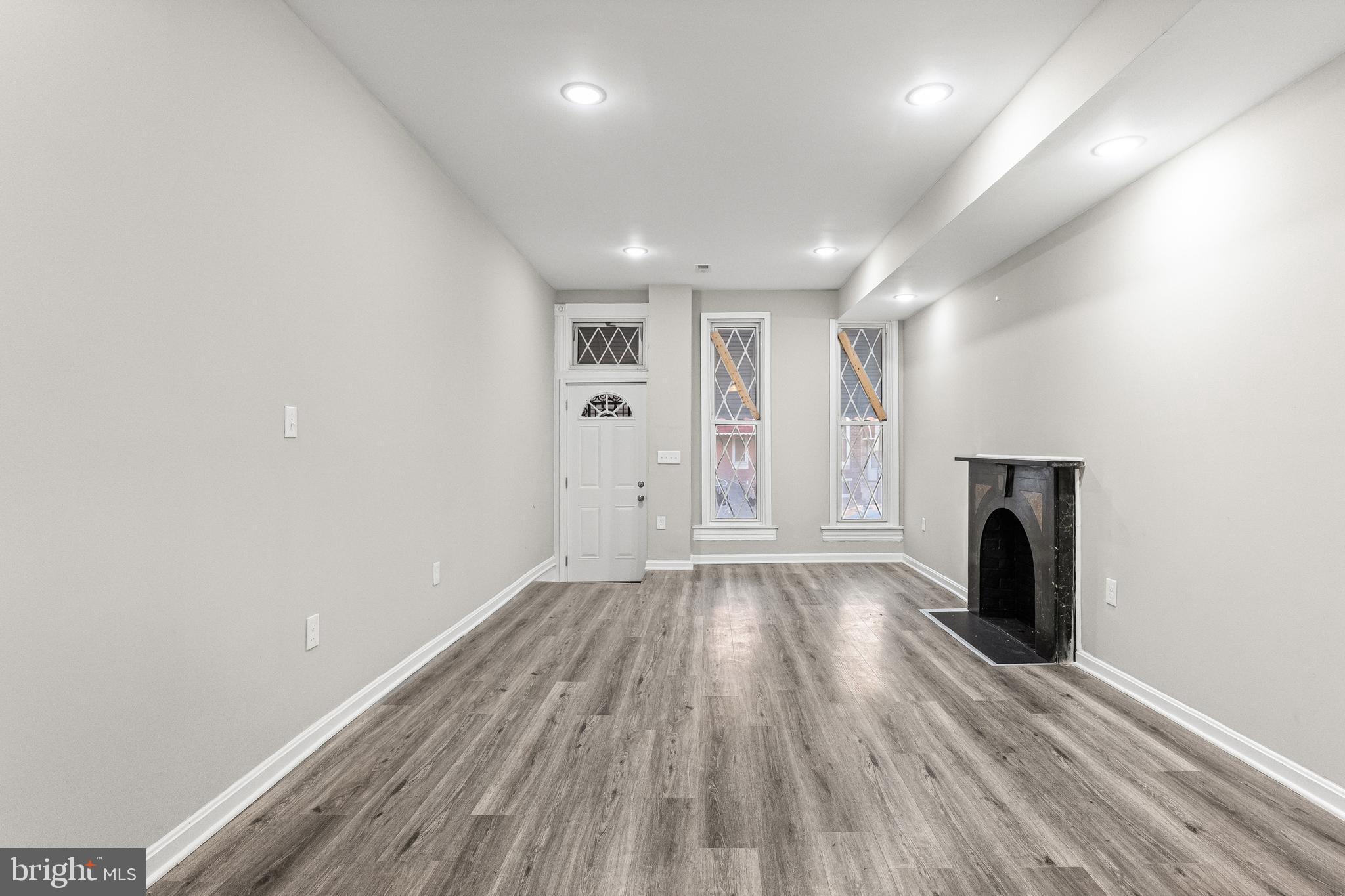 BROADWAY EAST - Residential
