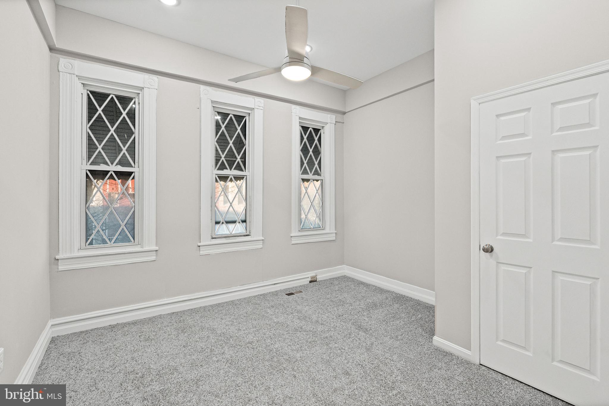 BROADWAY EAST - Residential