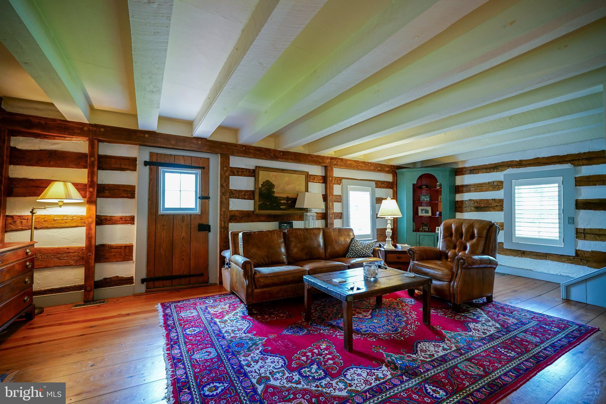 SHIPCARPENTER SQ - Residential