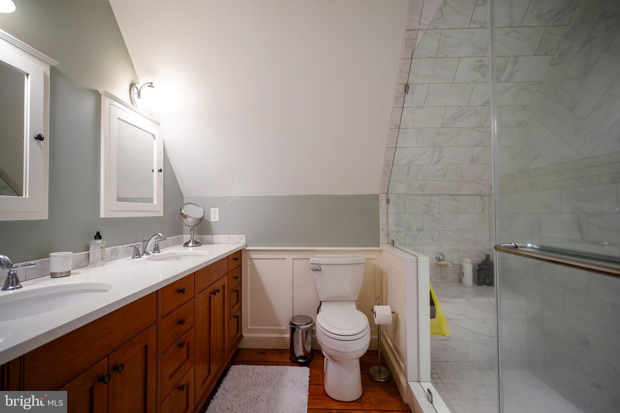 SHIPCARPENTER SQ - Residential