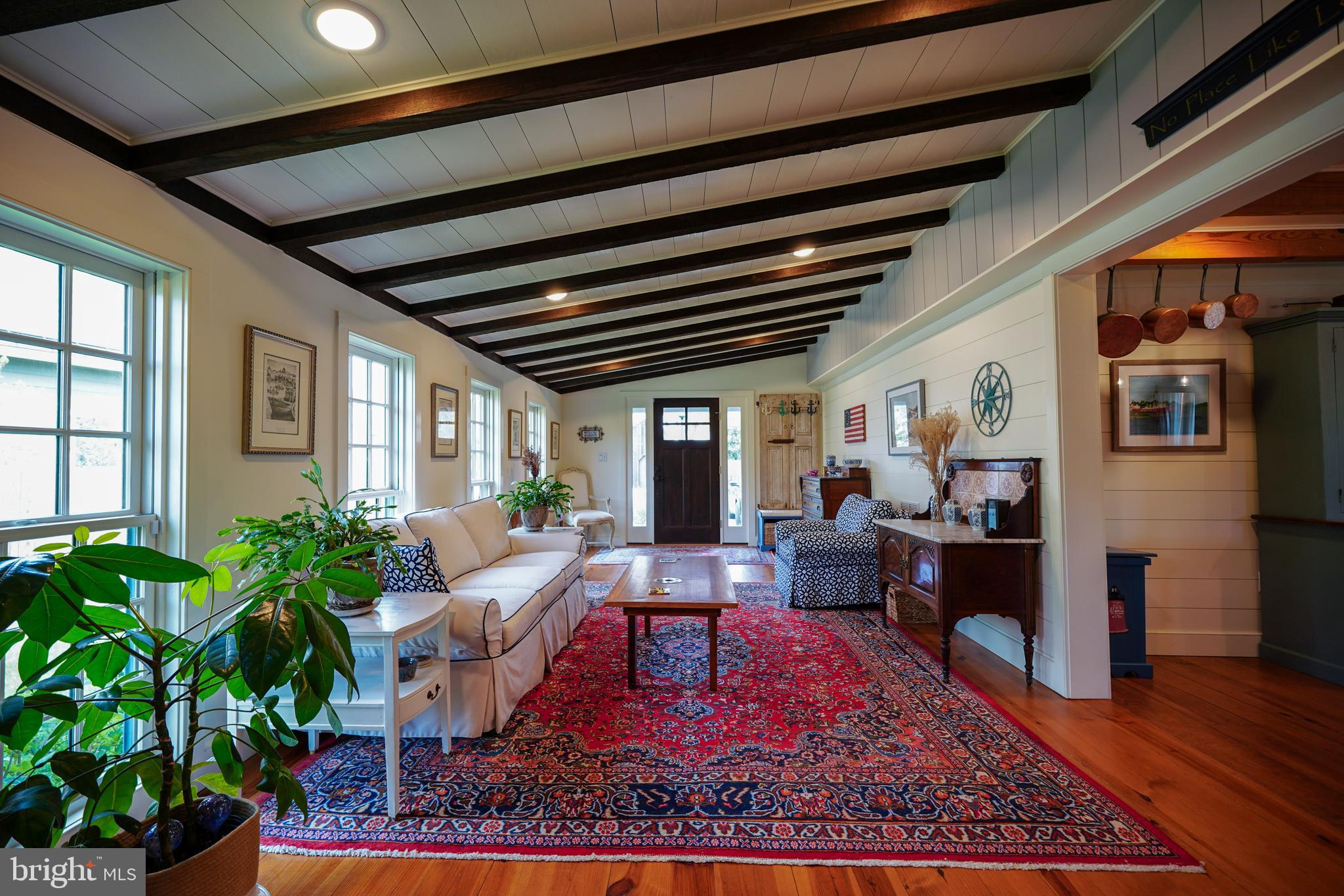 SHIPCARPENTER SQ - Residential