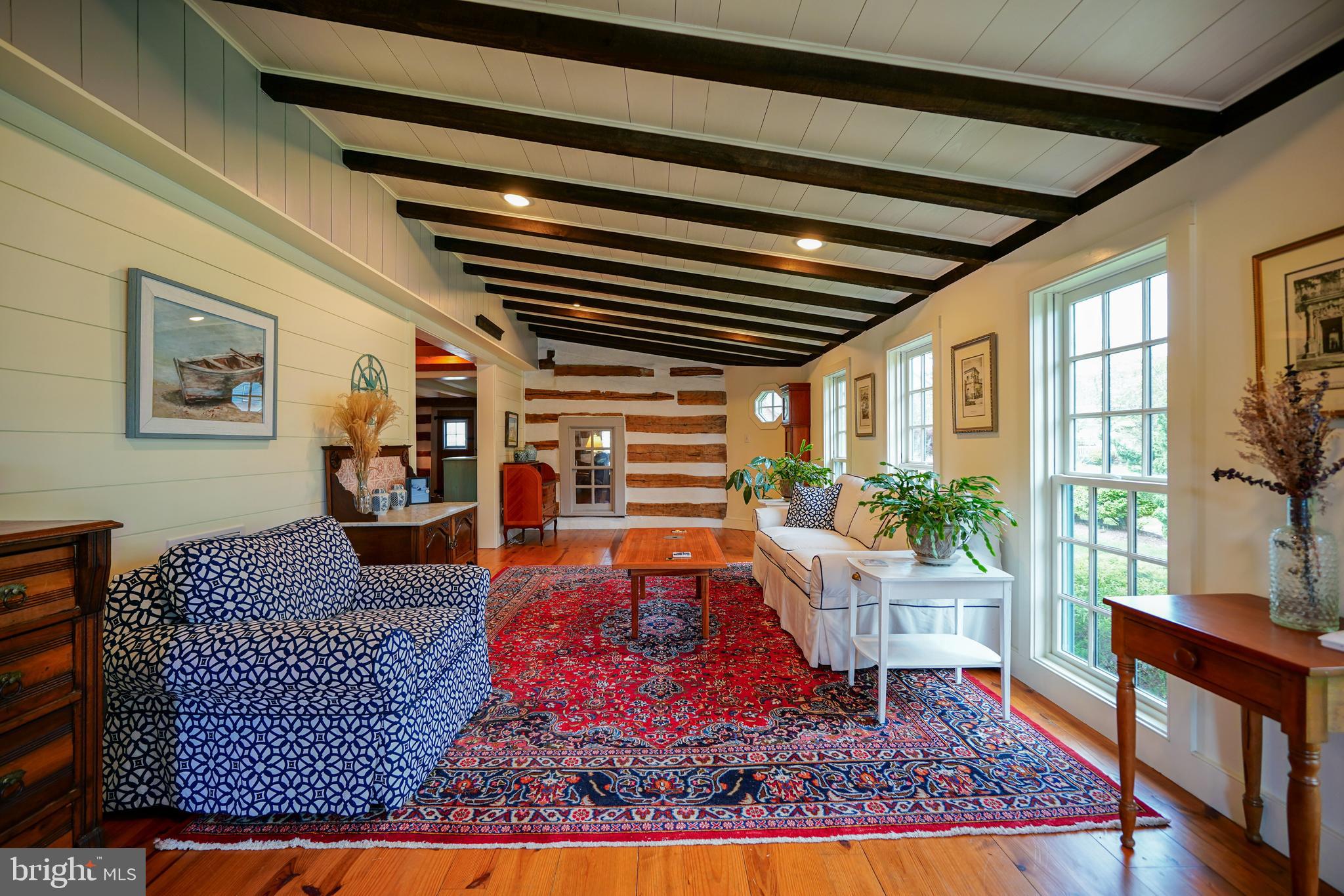 SHIPCARPENTER SQ - Residential