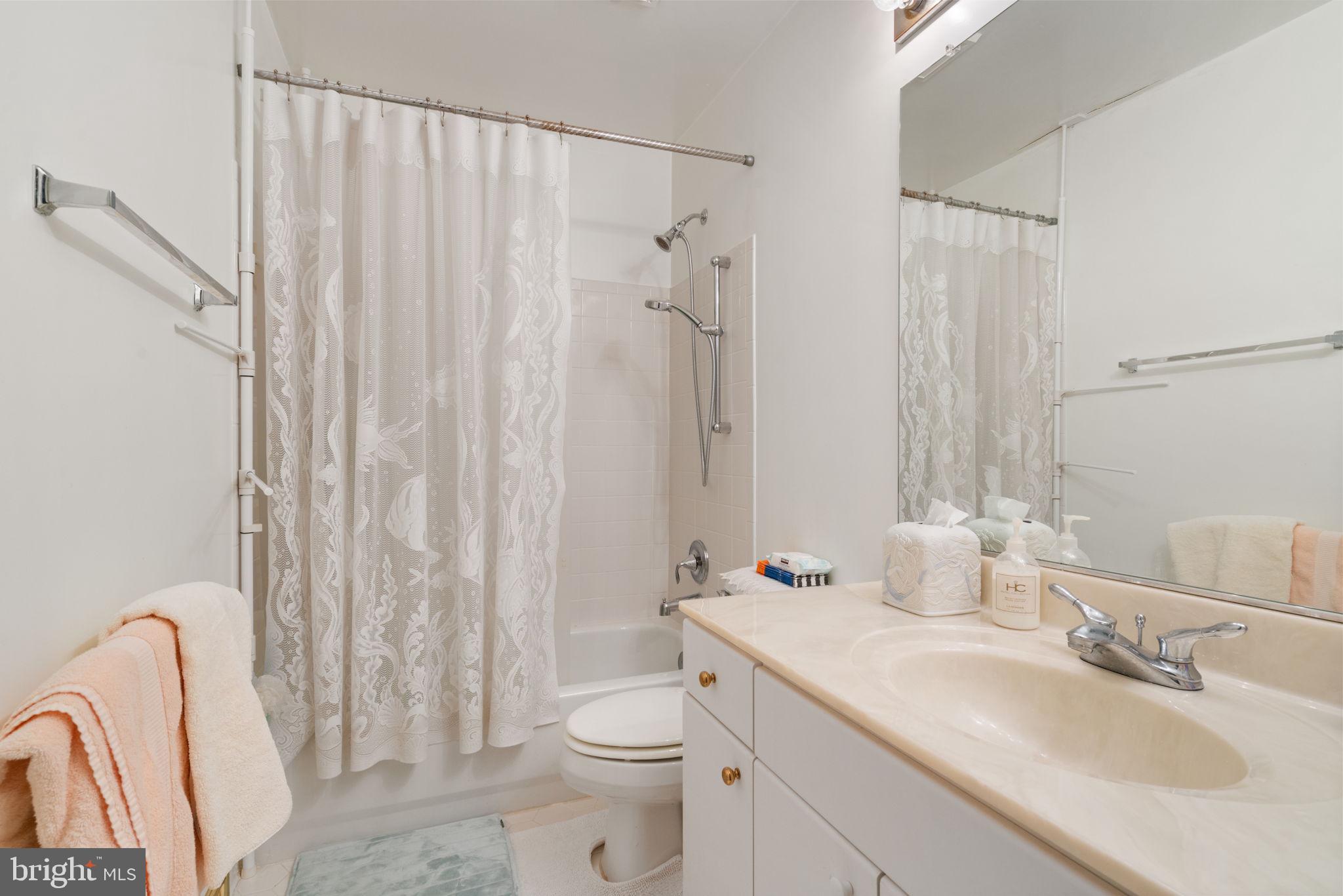 FOX MEADOW - Residential