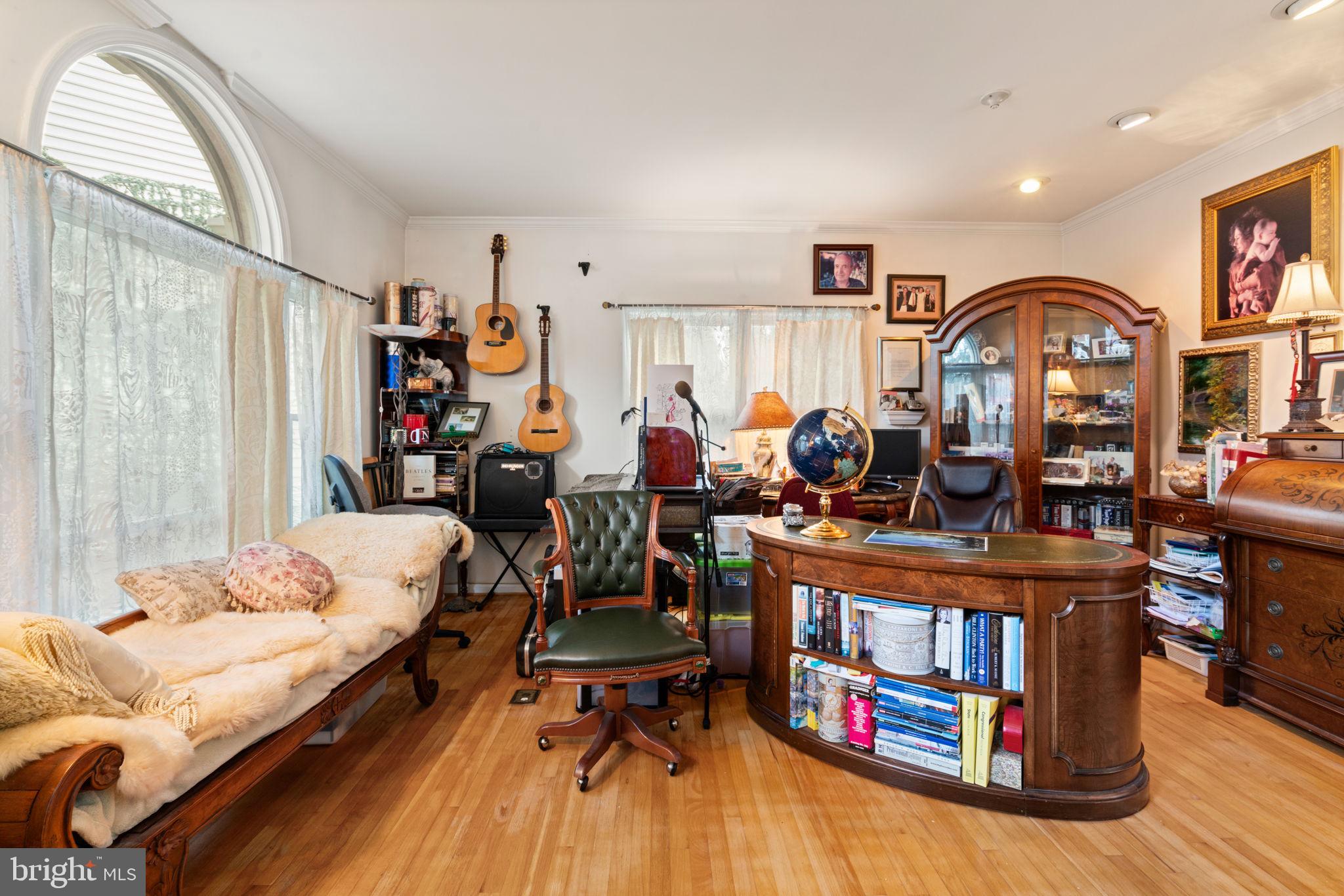 FOX MEADOW - Residential