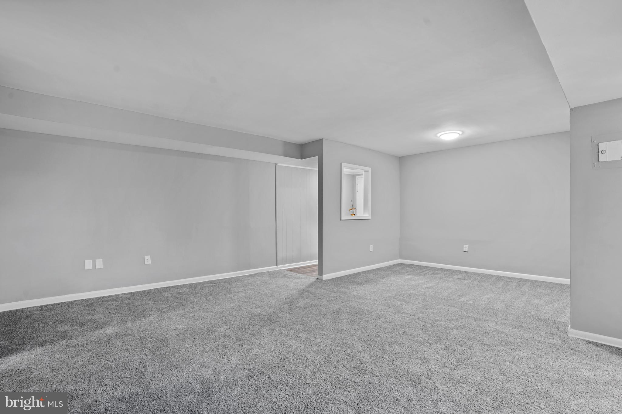 SHADOW OAKS - Residential