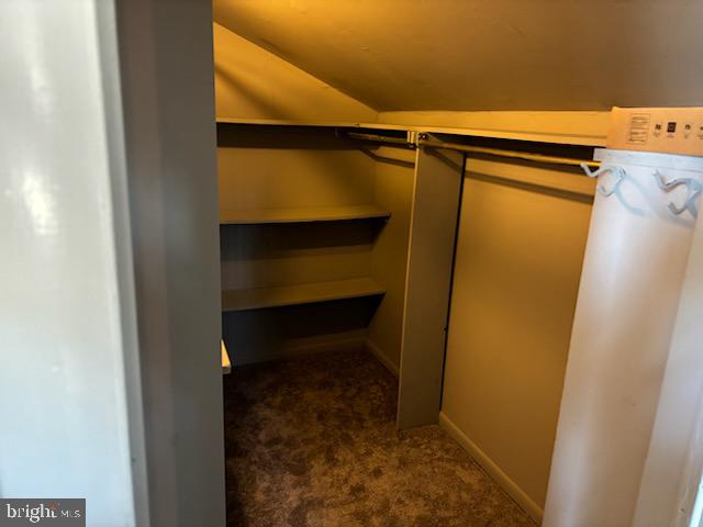 WOODRIDGE EAST - Residential