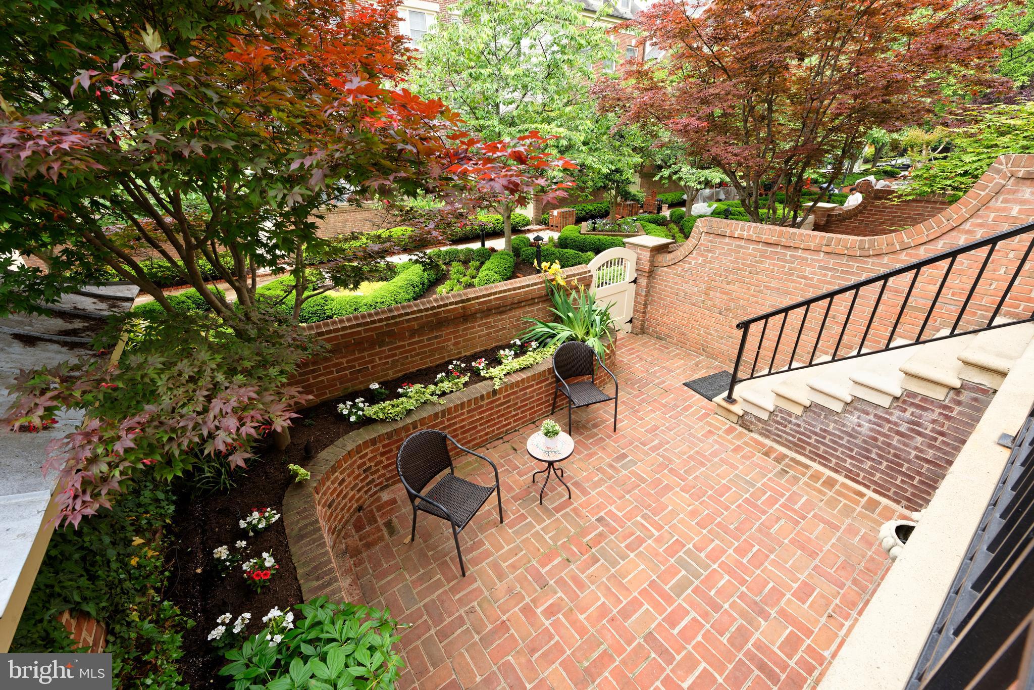 HARBORSIDE - Residential