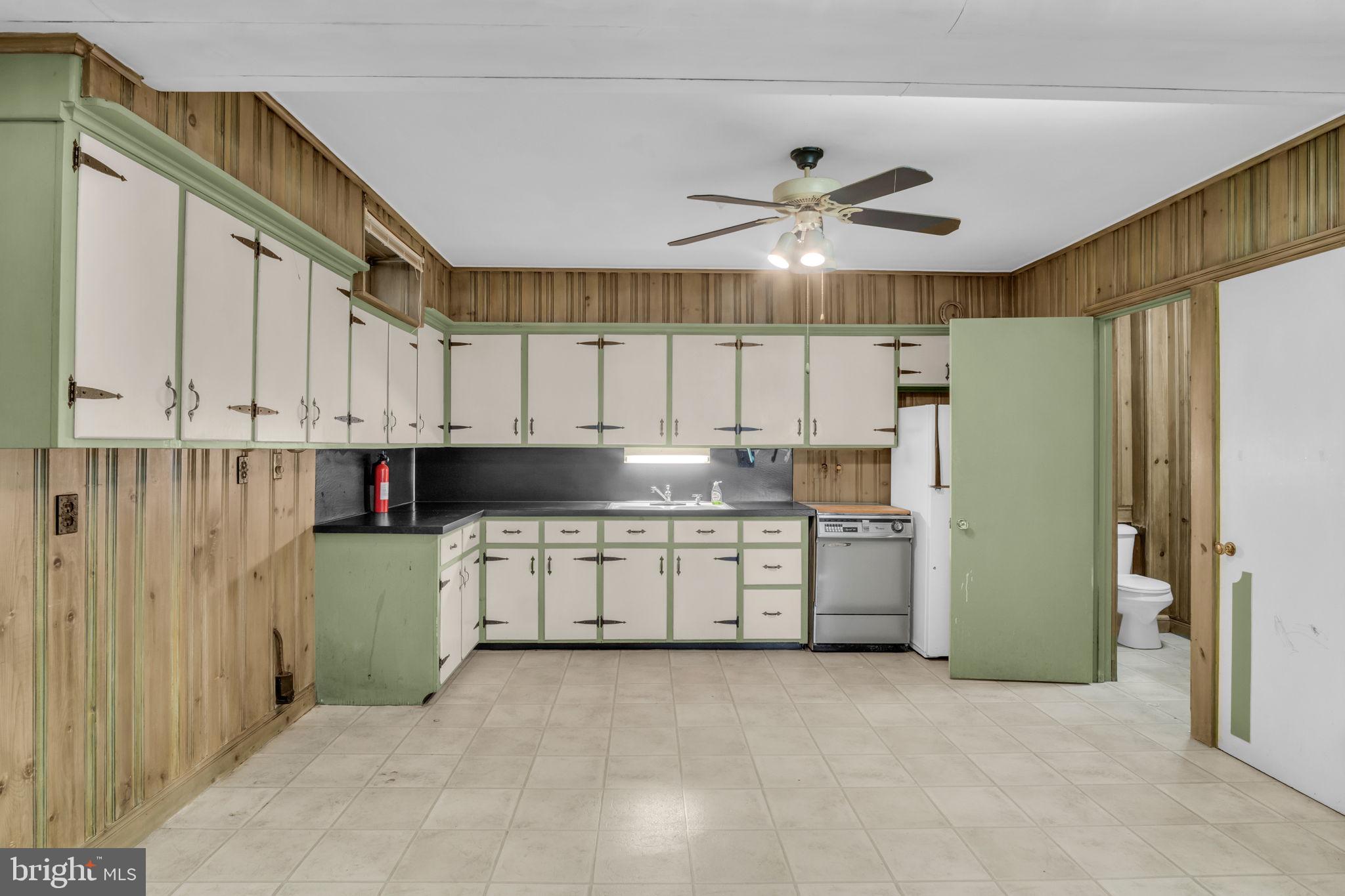 CAMP HILL BOROUGH - Residential