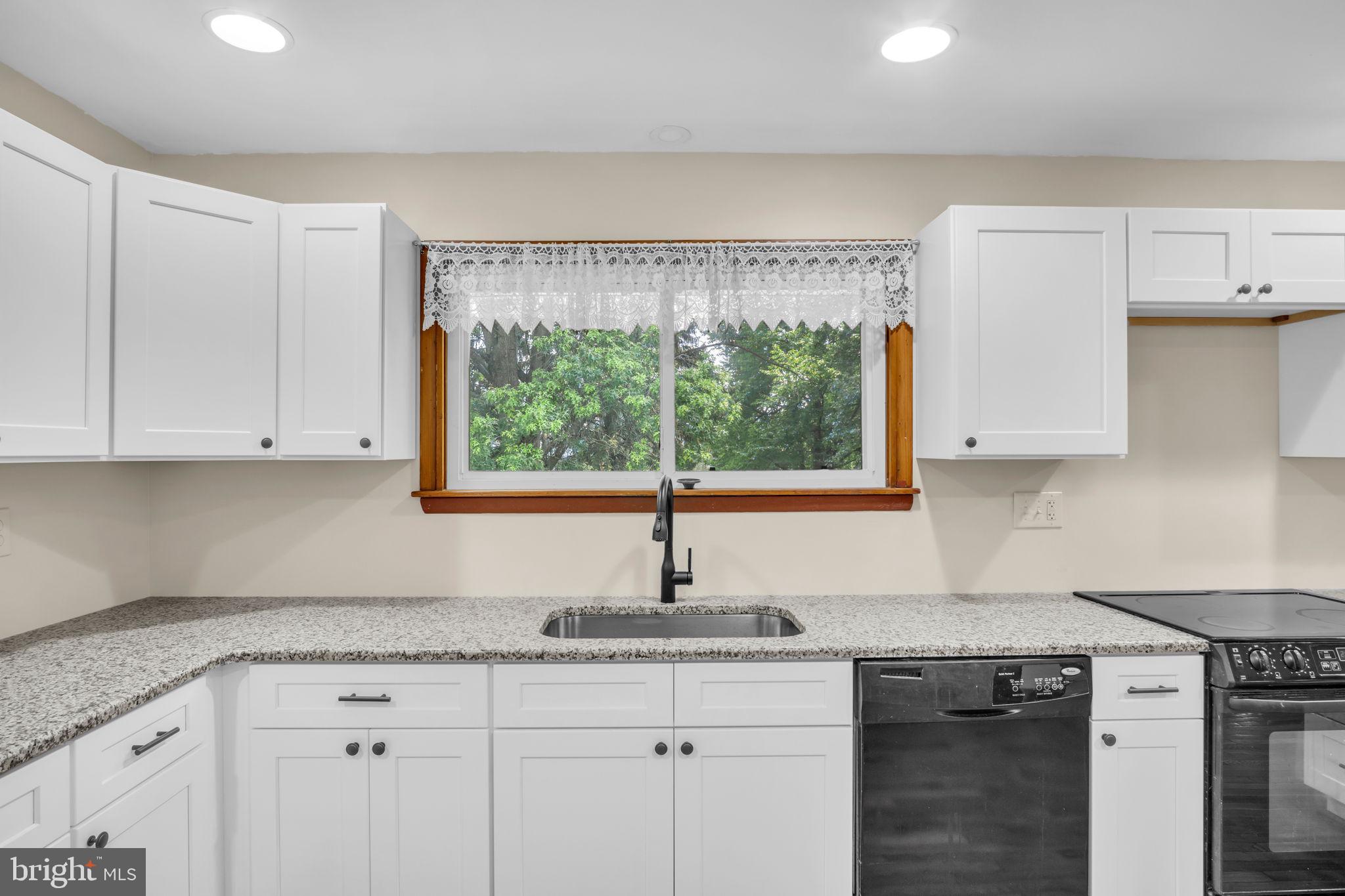 CAMP HILL BOROUGH - Residential