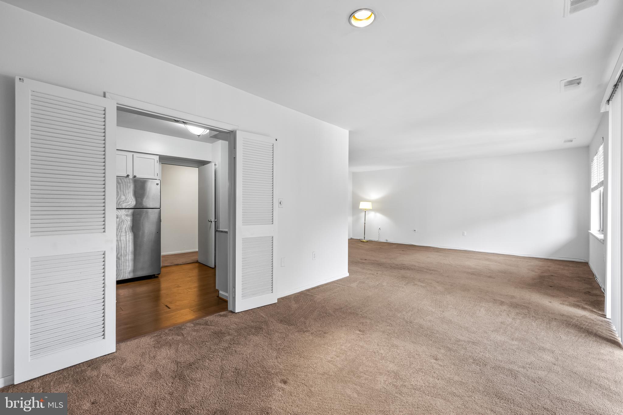 CROSS KEYS - Residential