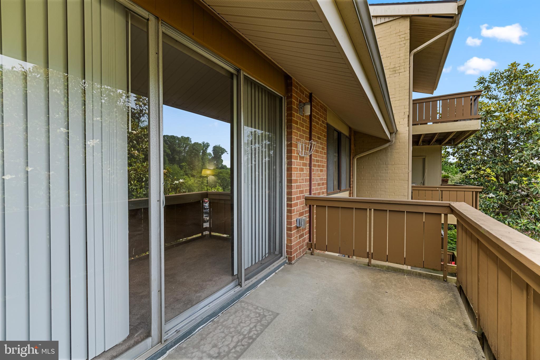 CROSS KEYS - Residential