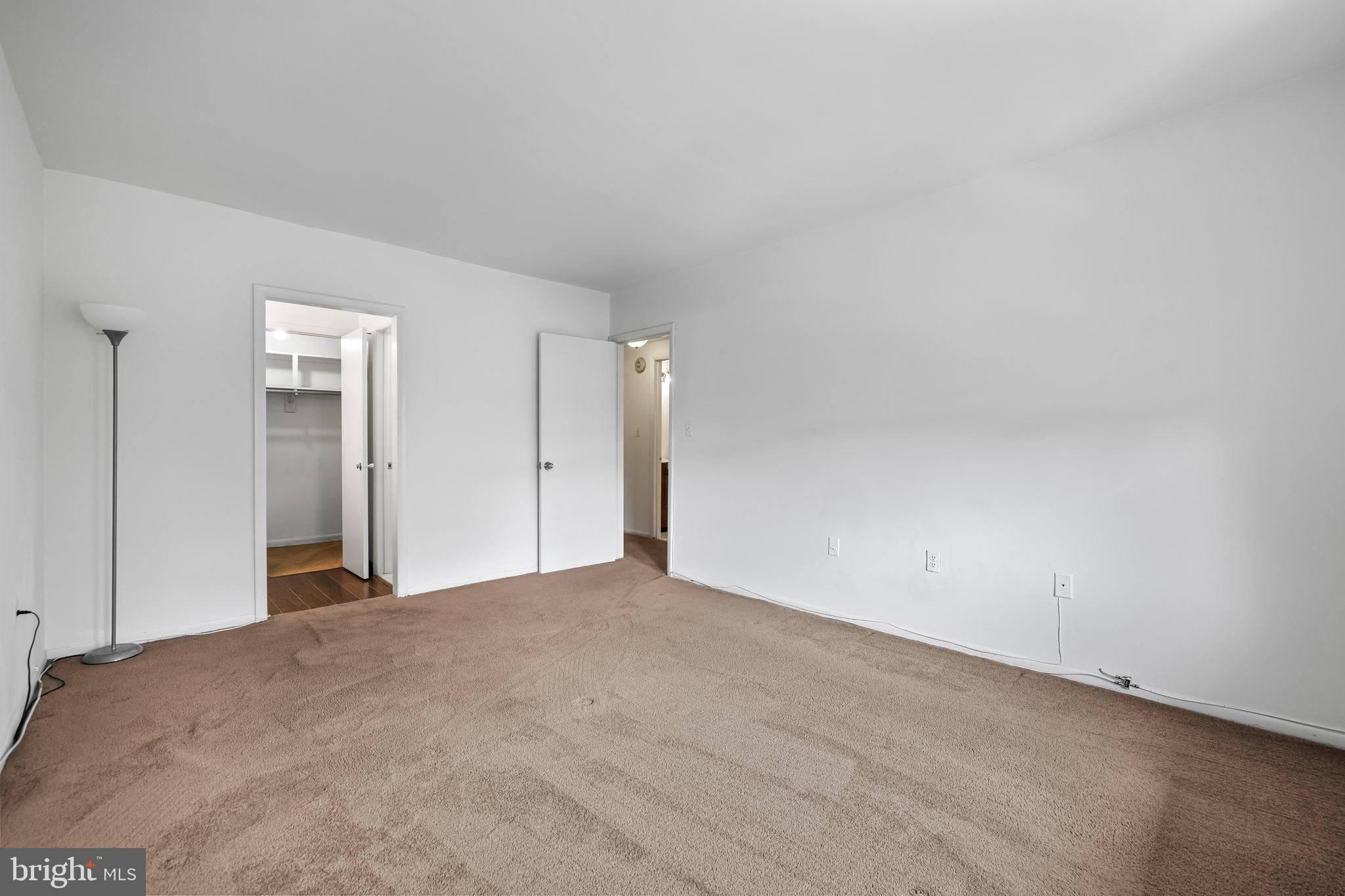 CROSS KEYS - Residential