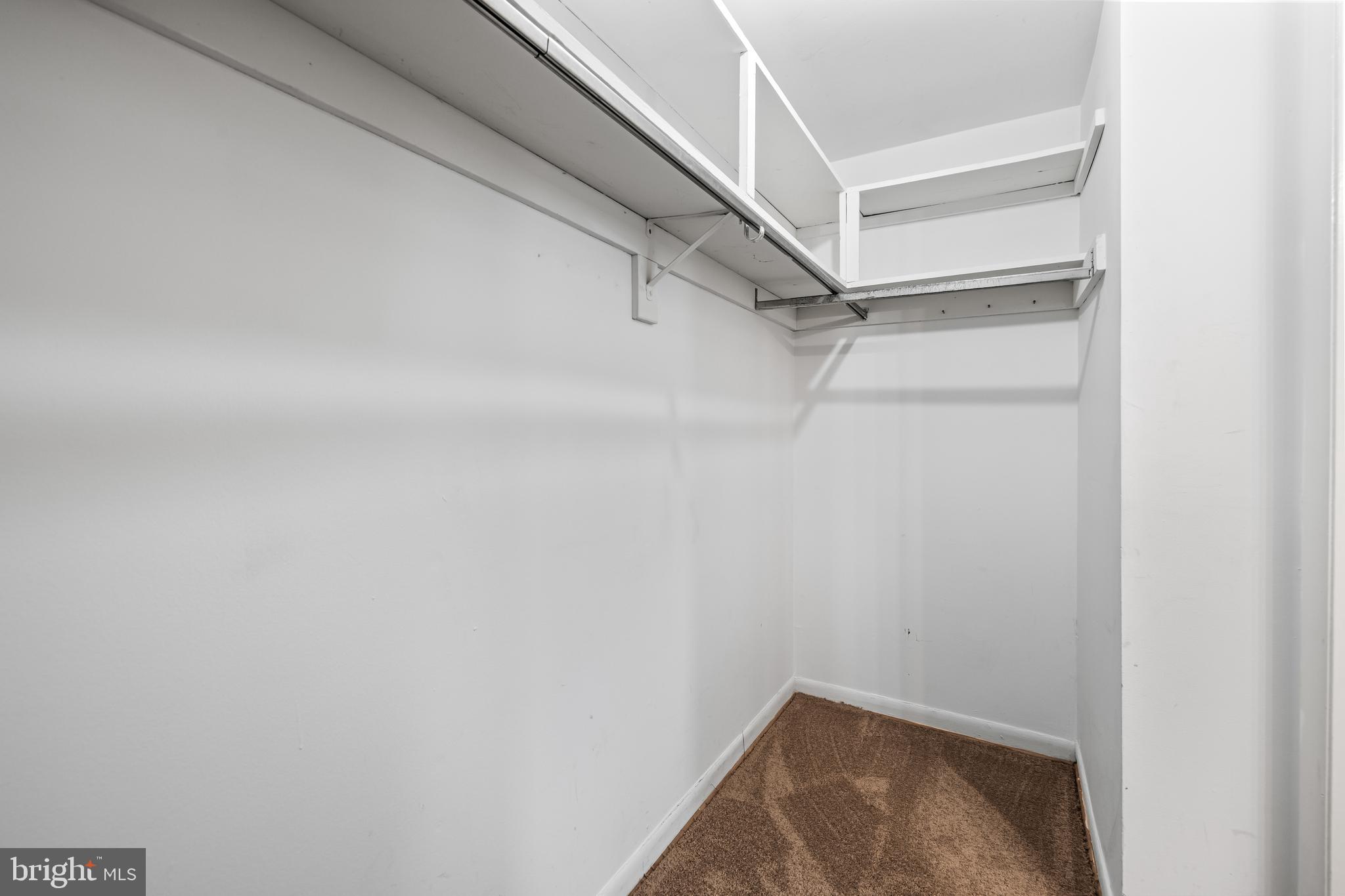 CROSS KEYS - Residential