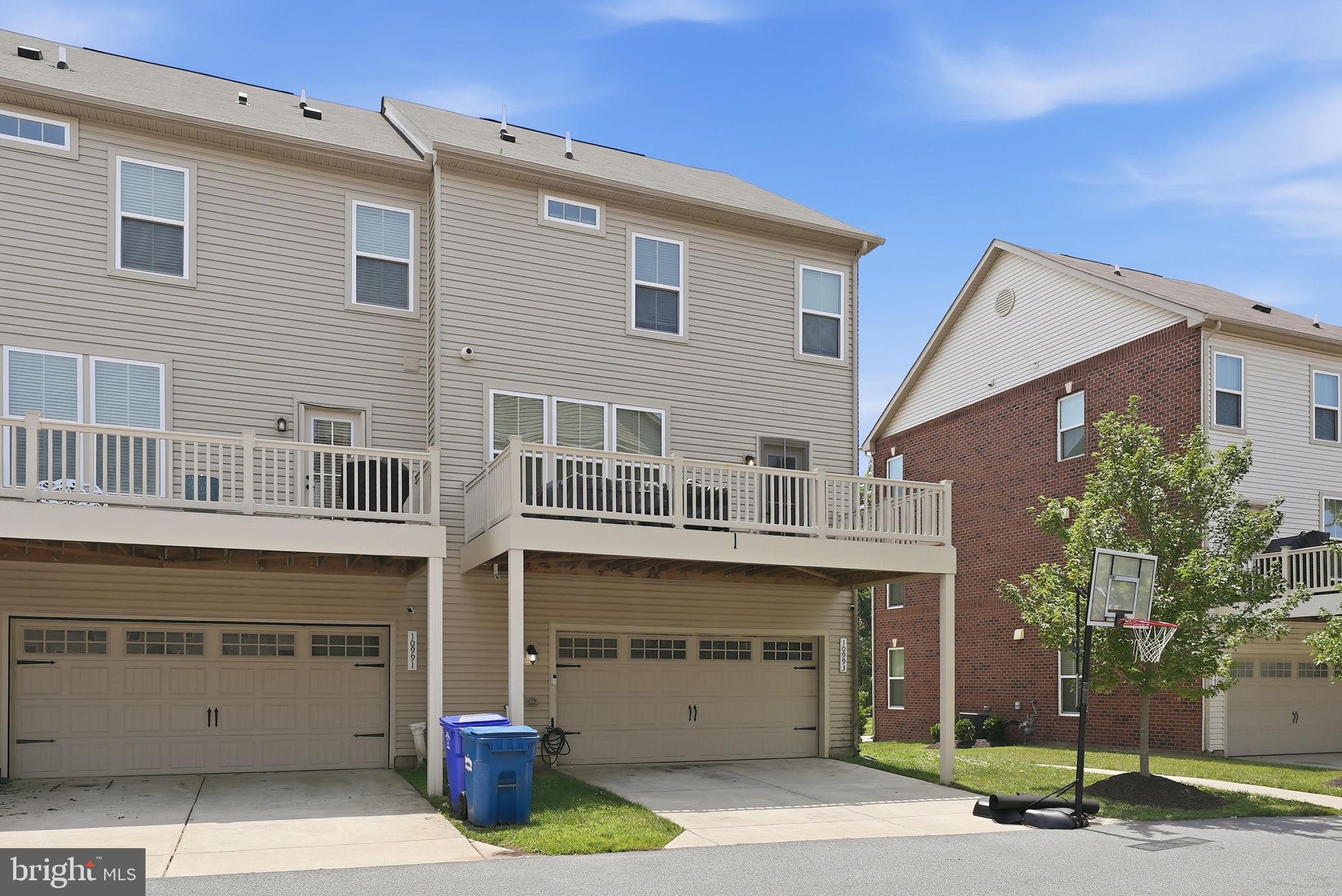 WESTCHESTER SQUARE - Residential