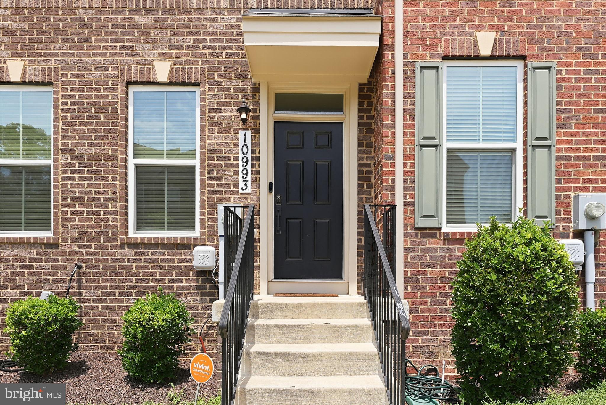 WESTCHESTER SQUARE - Residential