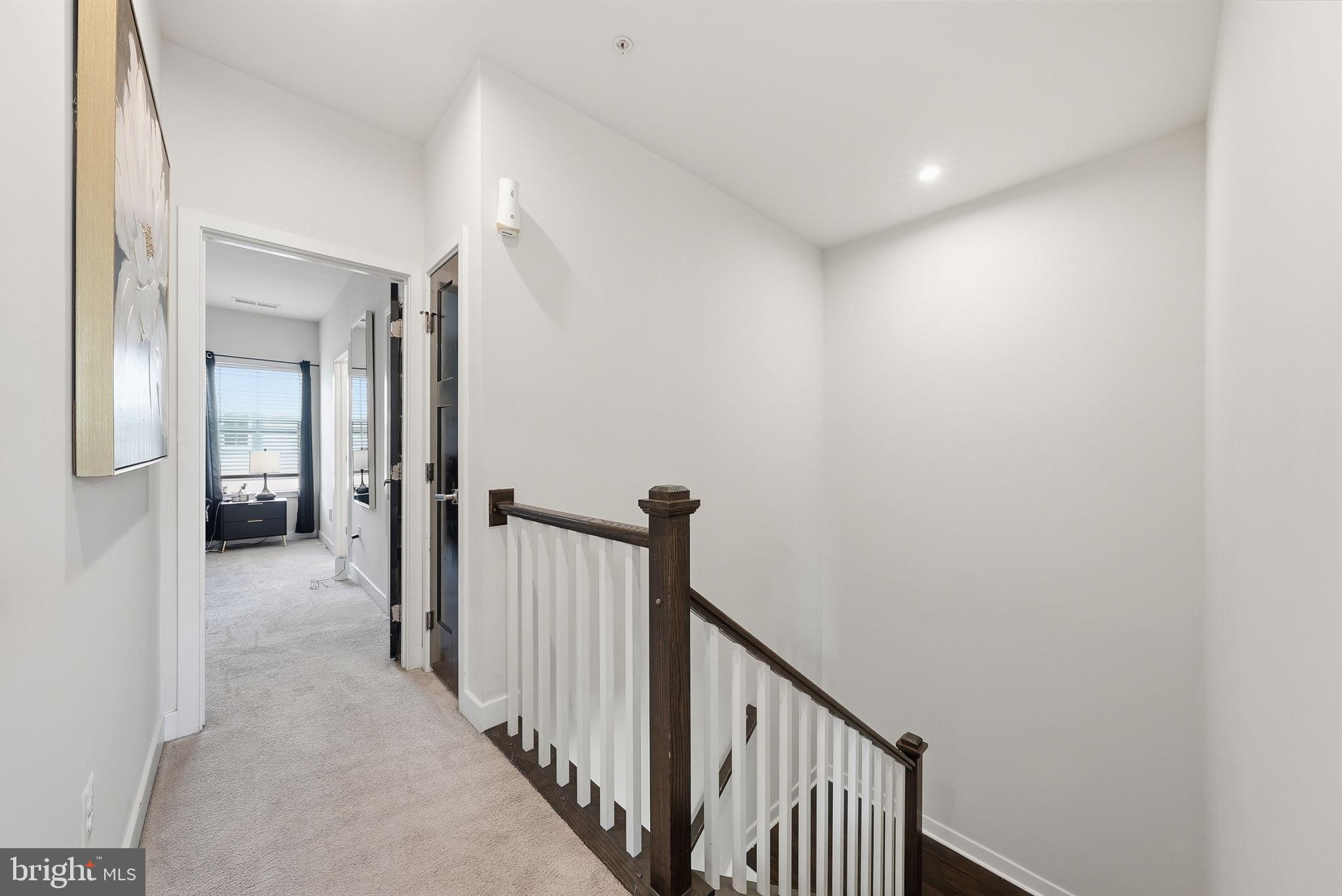 WESTCHESTER SQUARE - Residential