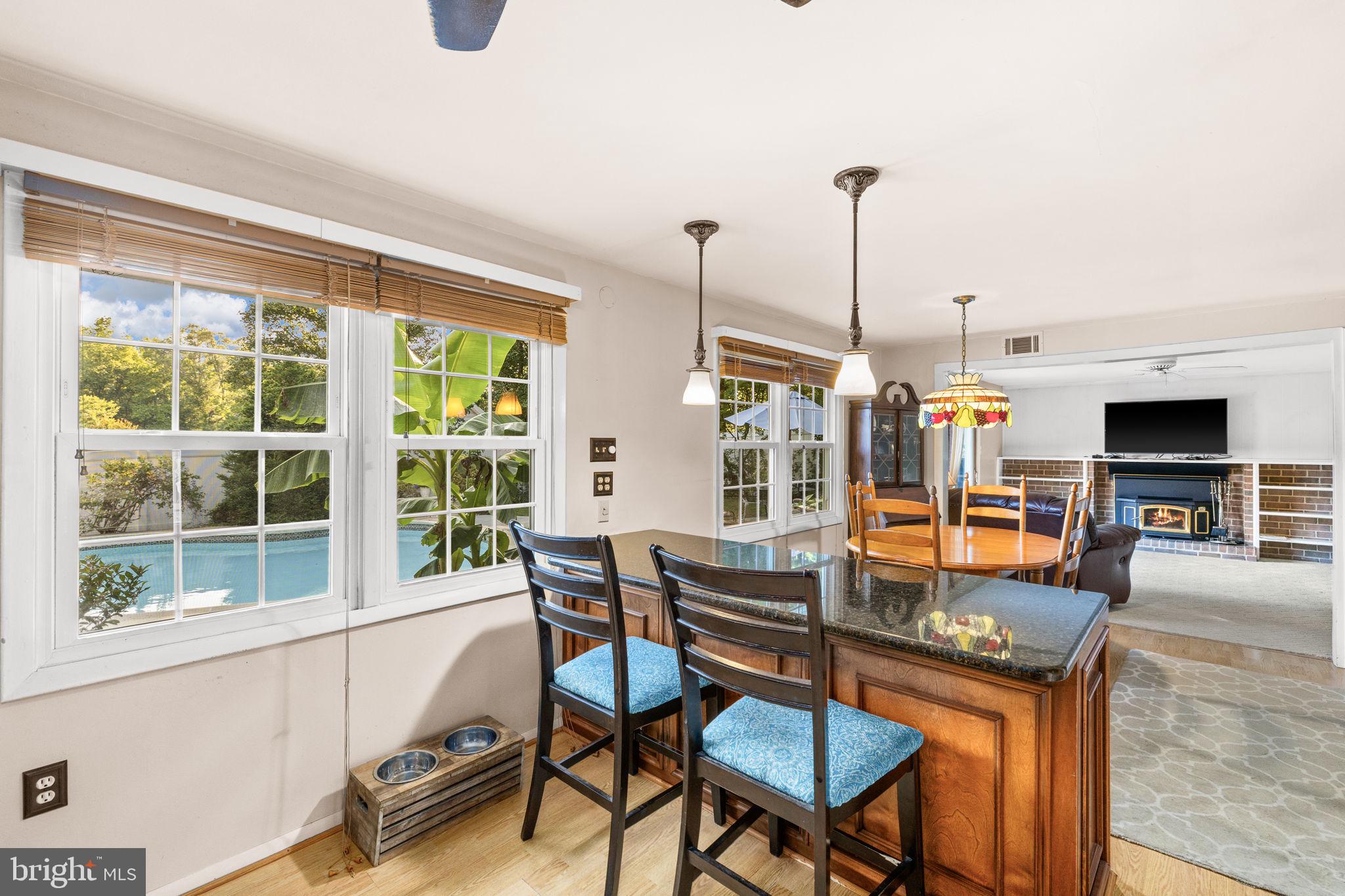 BREEZEWOOD - Residential