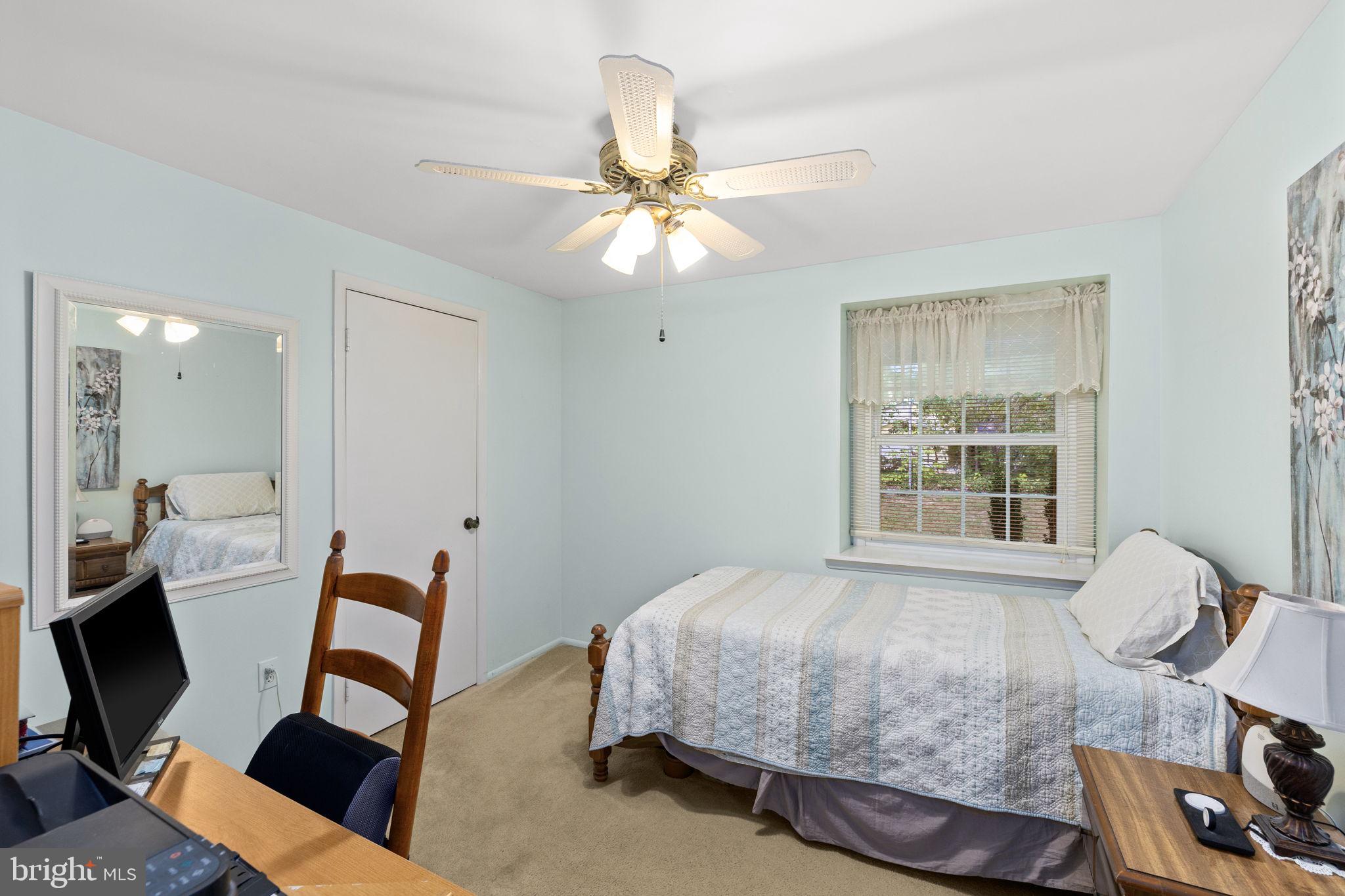BREEZEWOOD - Residential