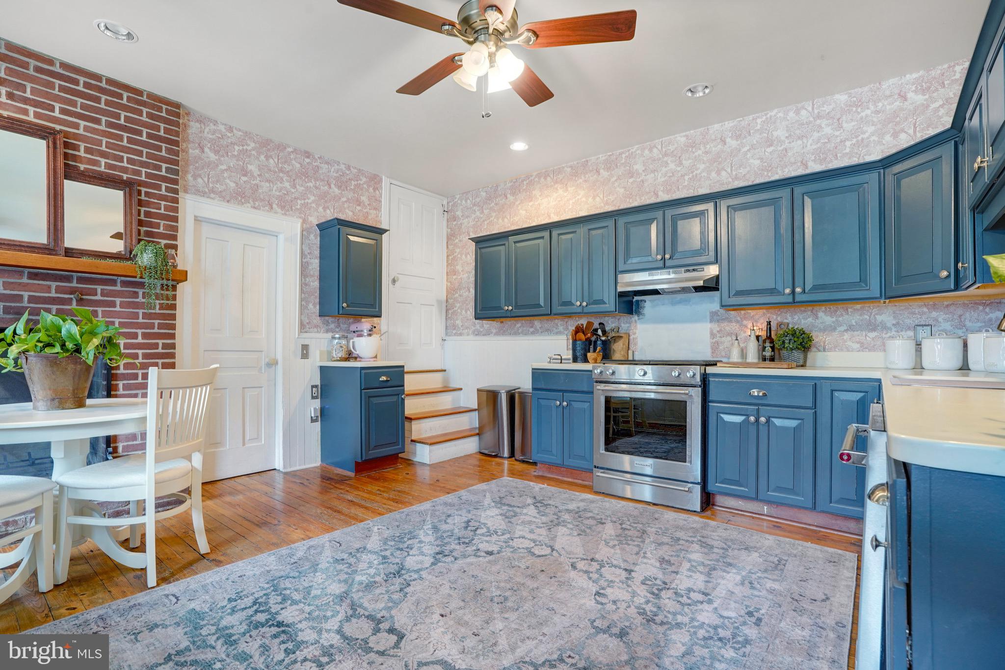 MERCERSBURG - Residential