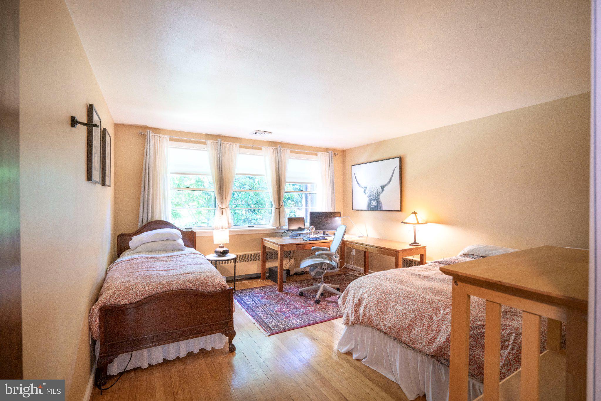 WHITE OAKS - Residential