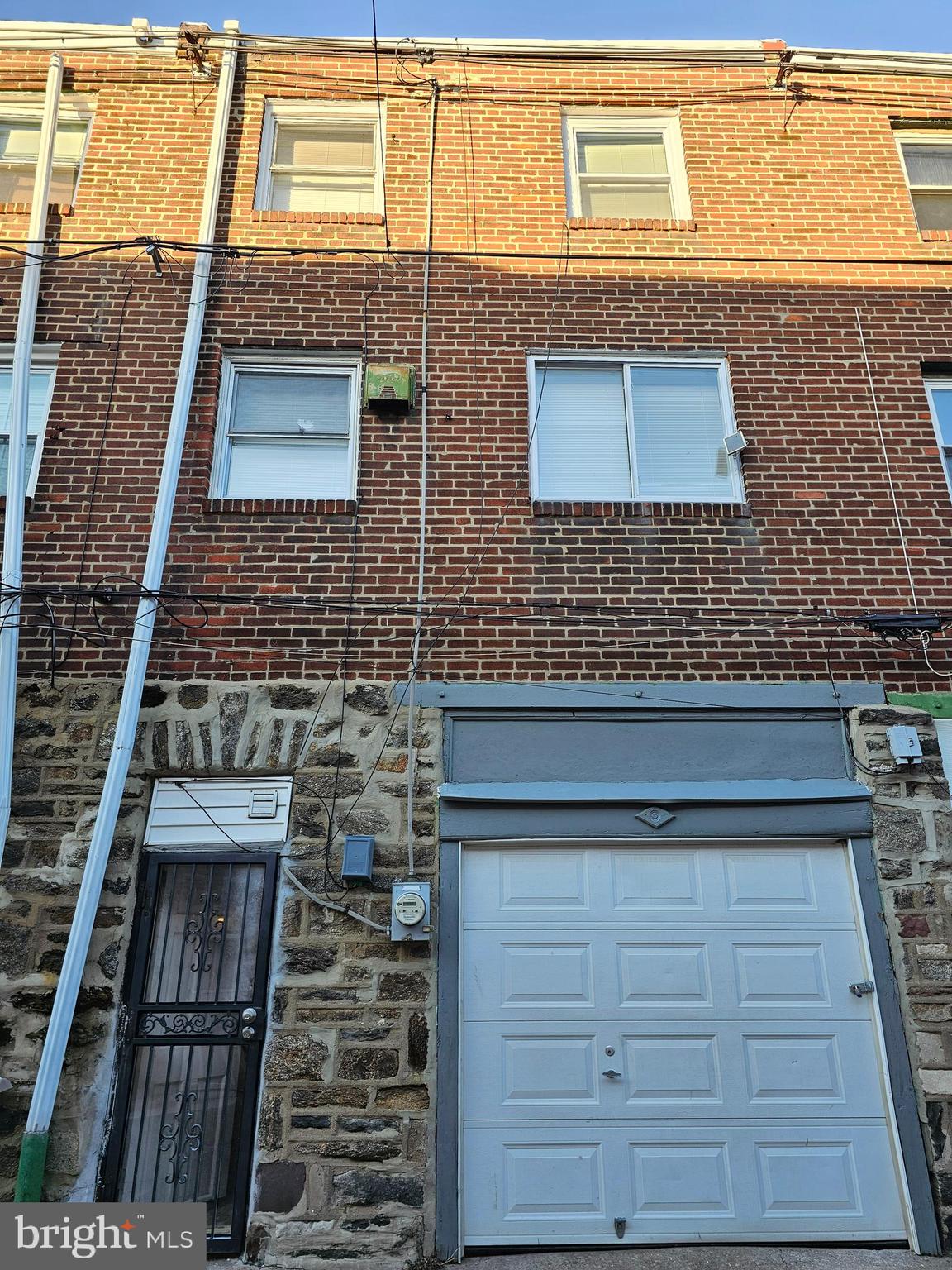 OXFORD CIRCLE - Residential